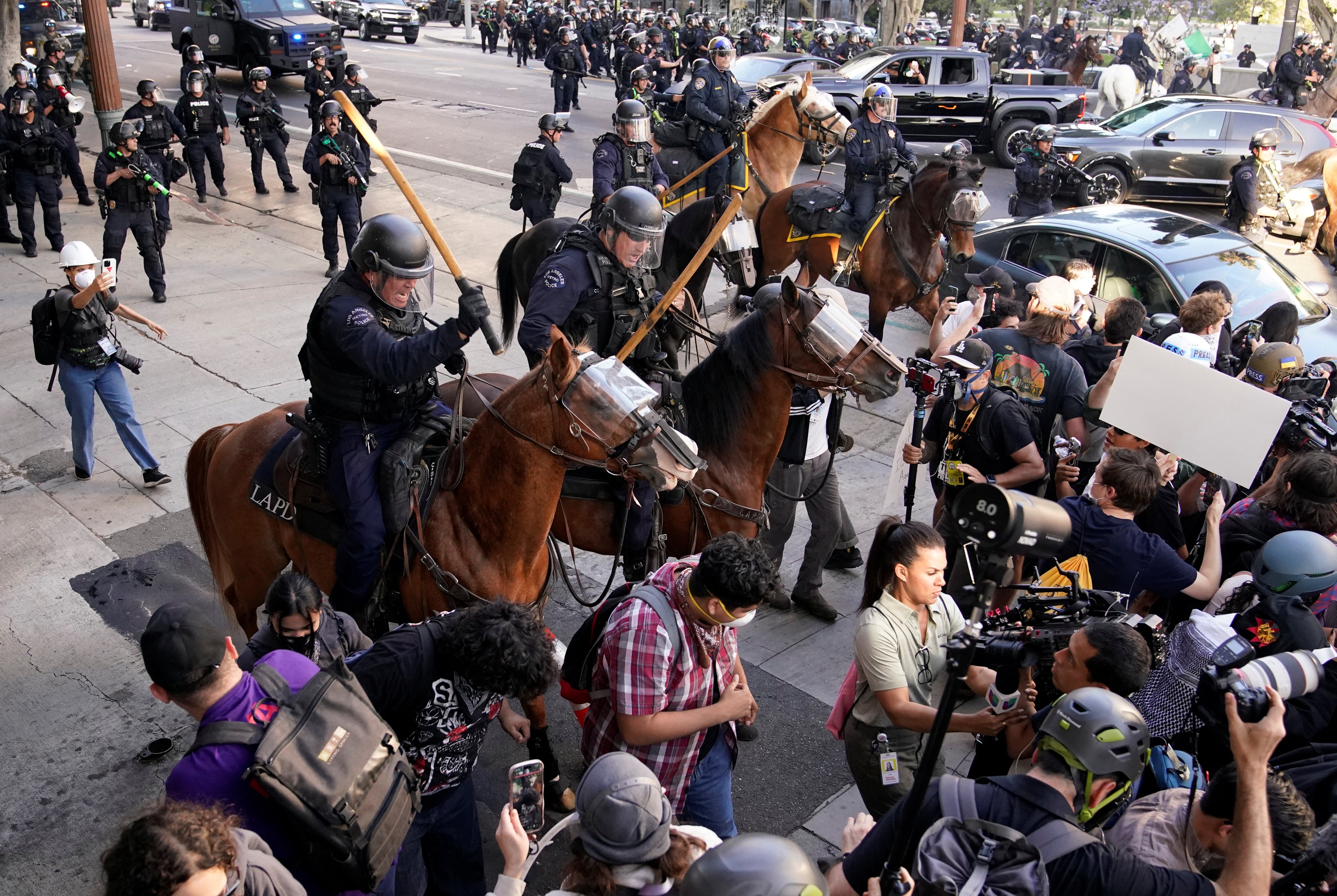 LA protests live: Marines to take to Los Angeles streets Thursday as Newsom slams ‘stone cold liar’ Trump