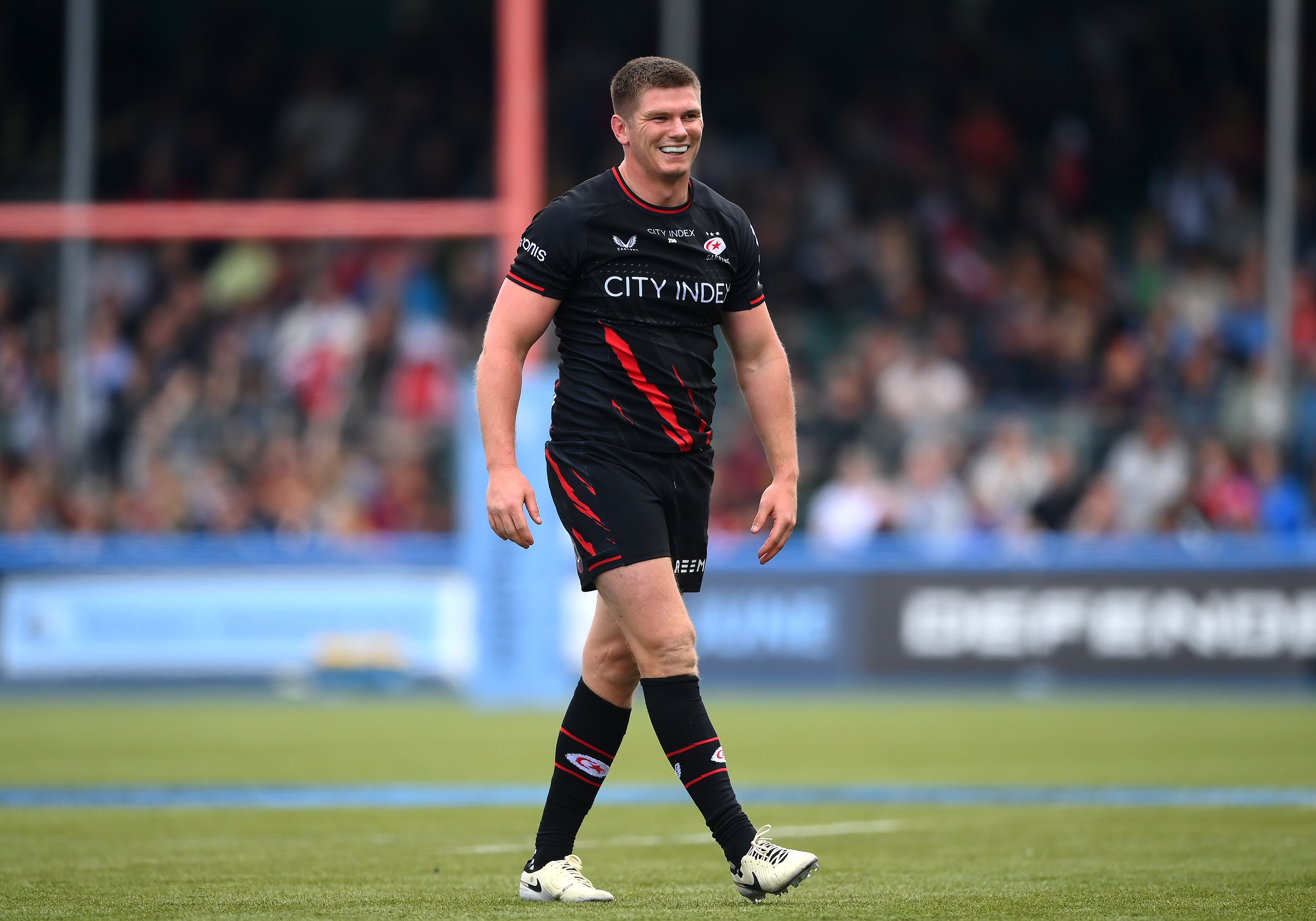 Owen Farrell is set to re-sign for Saracens after a single season in France