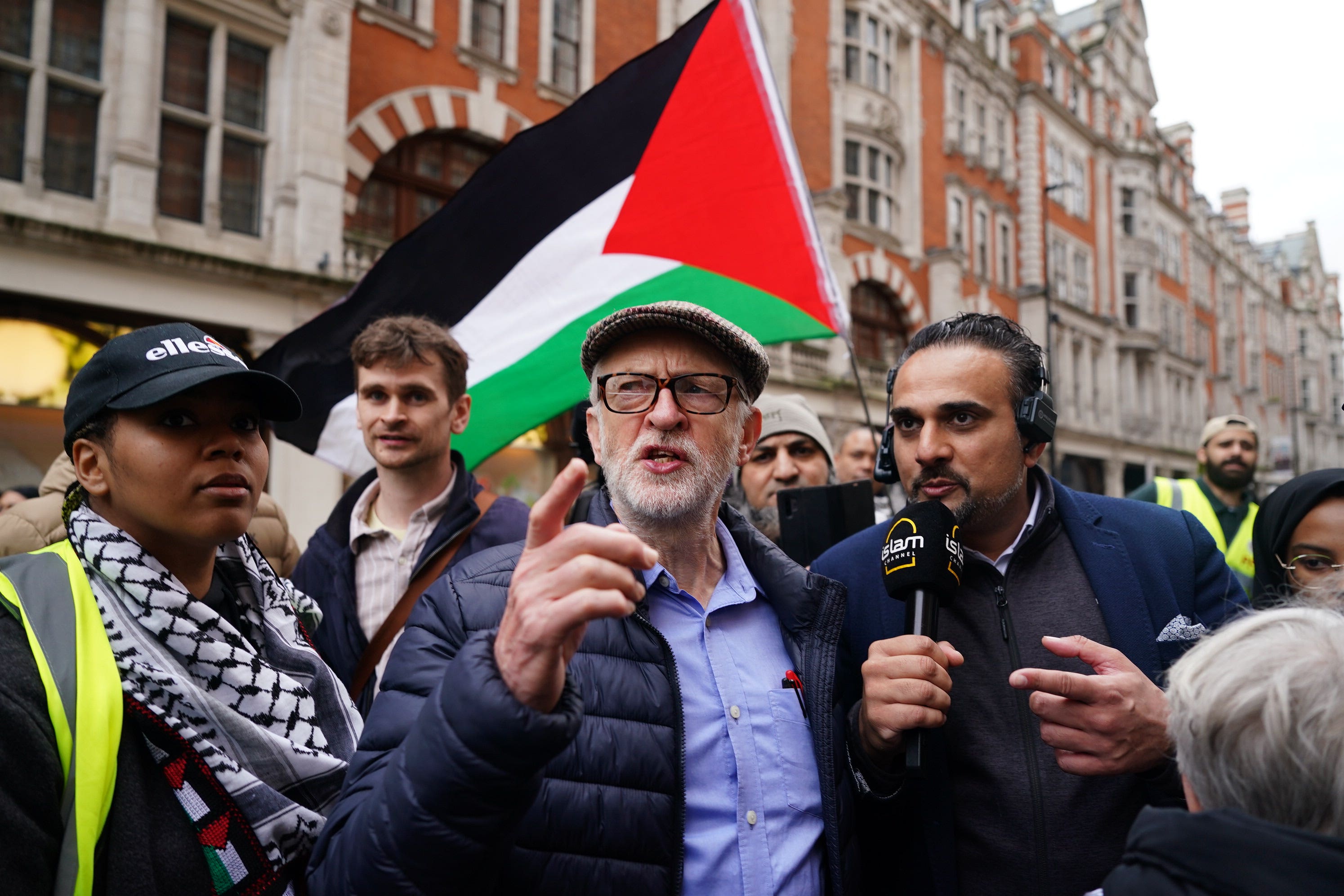 Charismatic leaders such as Jeremy Corbyn tend to boost party membership