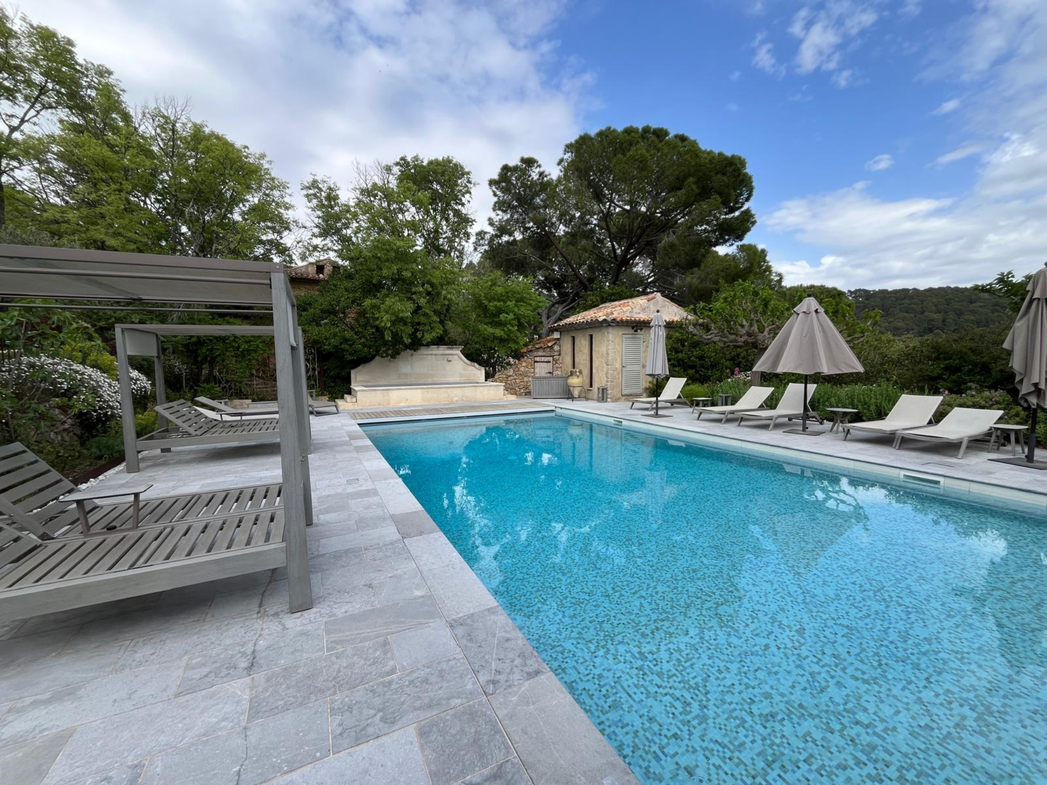 Lou Calen is a luxury eco friendly resort in Provence
