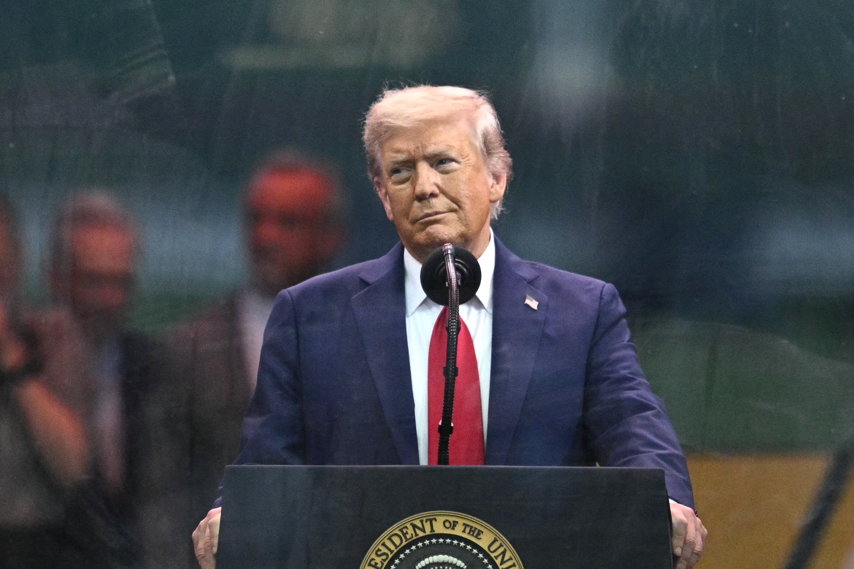 Trump calls for Israel and Iran to end conflict