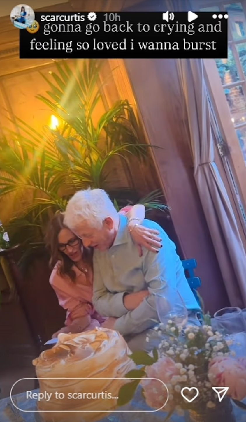 Julia Roberts and Richard Curtis have reunited 26 years on from the ‘Notting Hill’ premiere