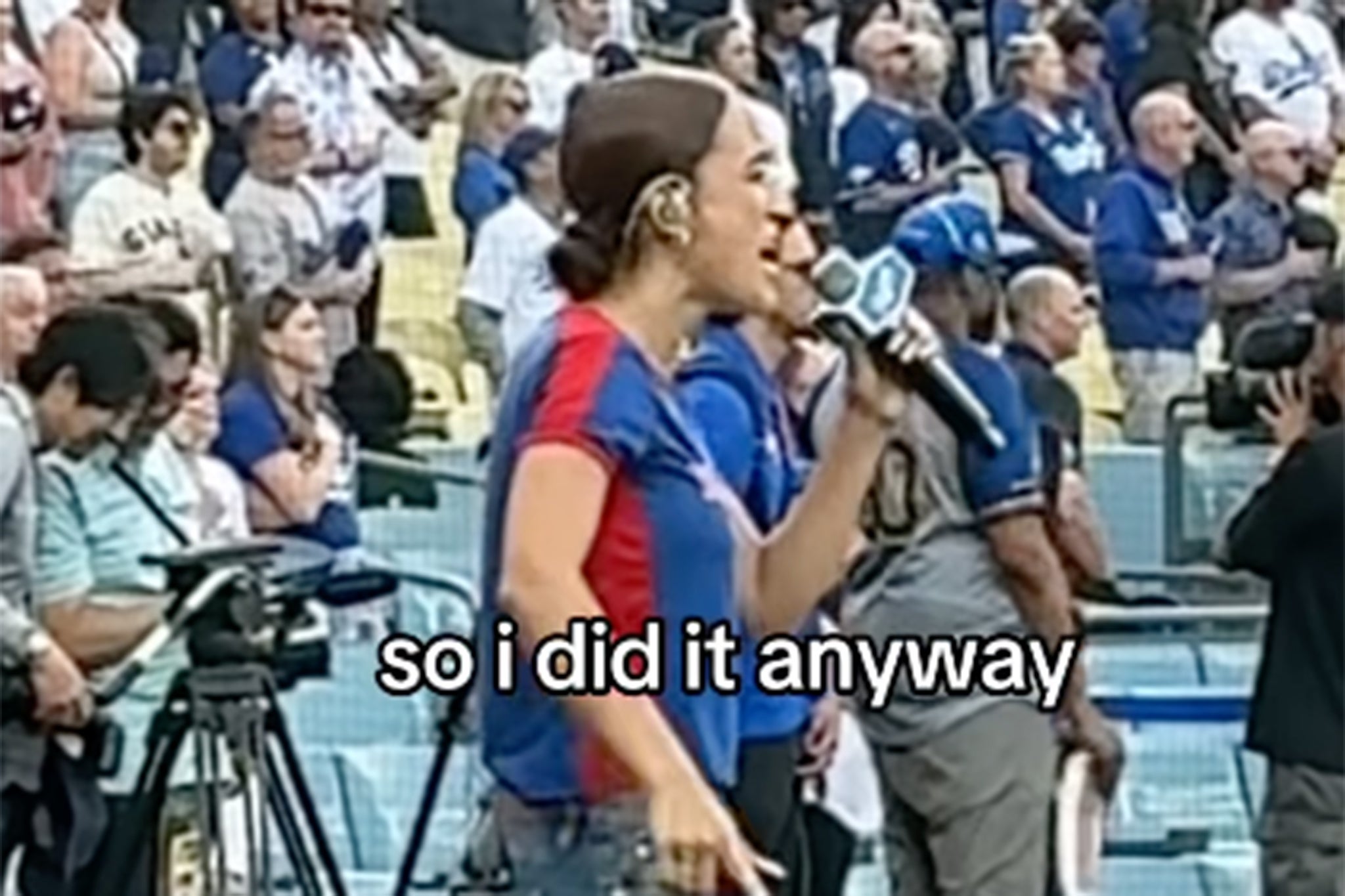 Singer performs national anthem in Spanish before Dodgers game despite officials warning her to sing in English