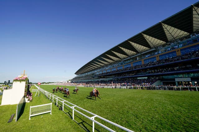 <p>The Ascot Gold Cup is the highlight of Ladies' Day every year</p>