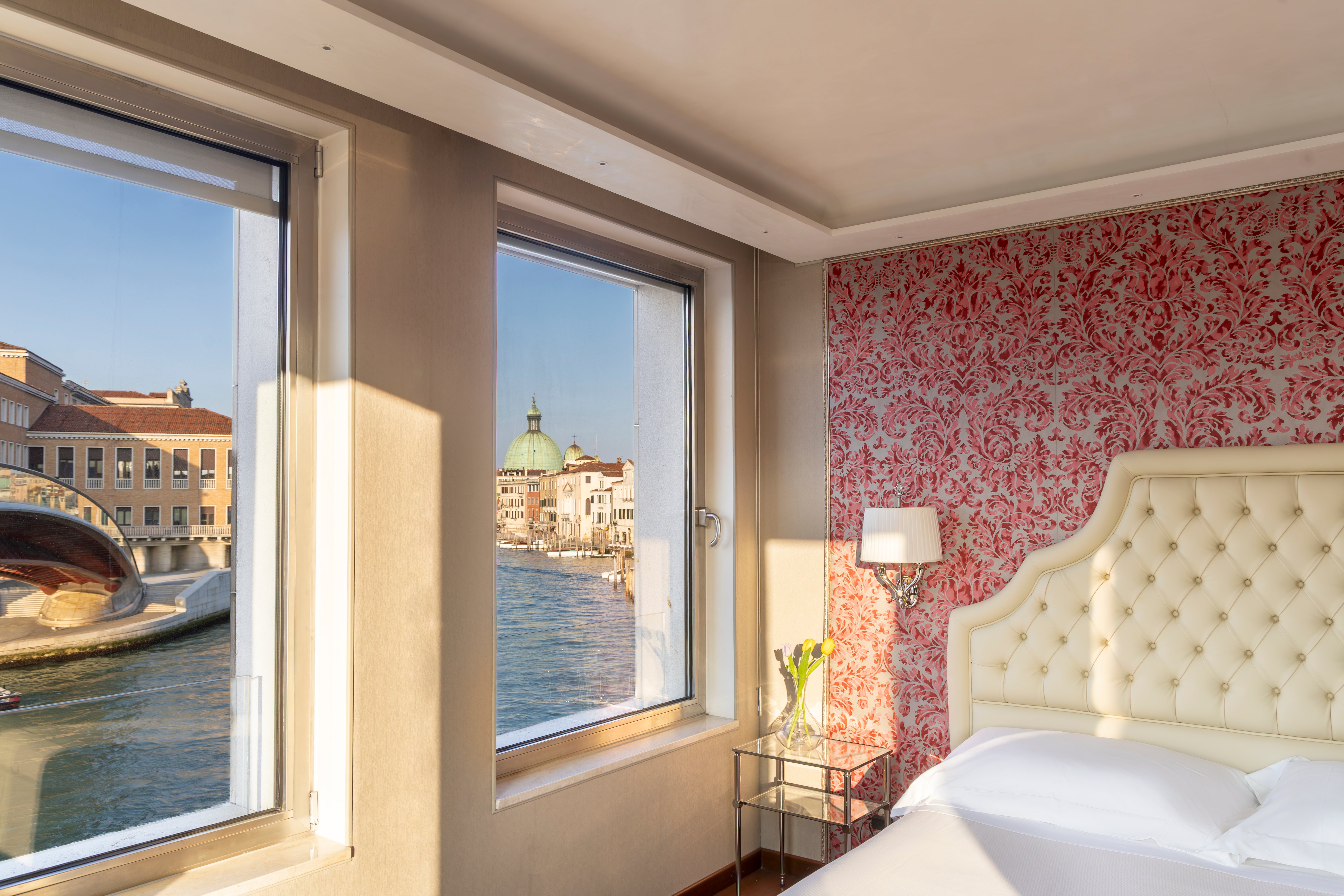 The Hotel Santa Chiara is an excellent choice for wheelchair users and those with limited time in the city