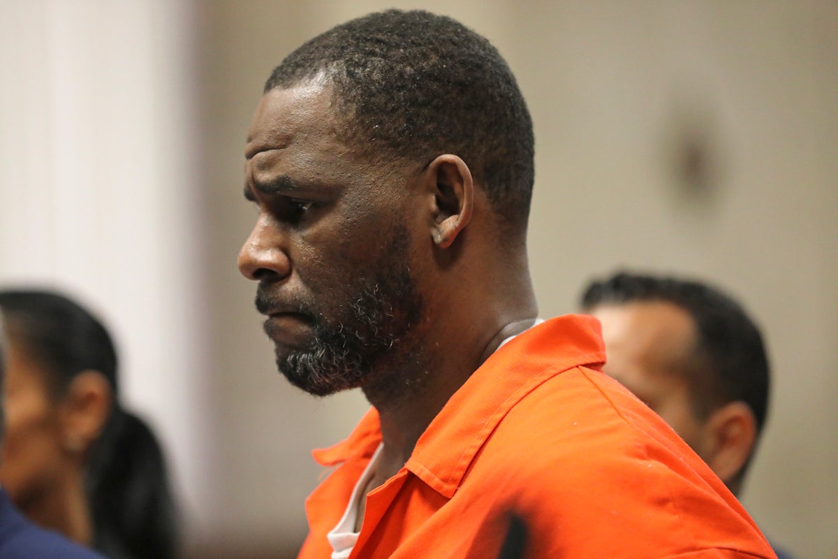 https://static.the-independent.com/2025/06/17/22/R_Kelly_84131.jpg?width=1200&height=800&crop=1200:800