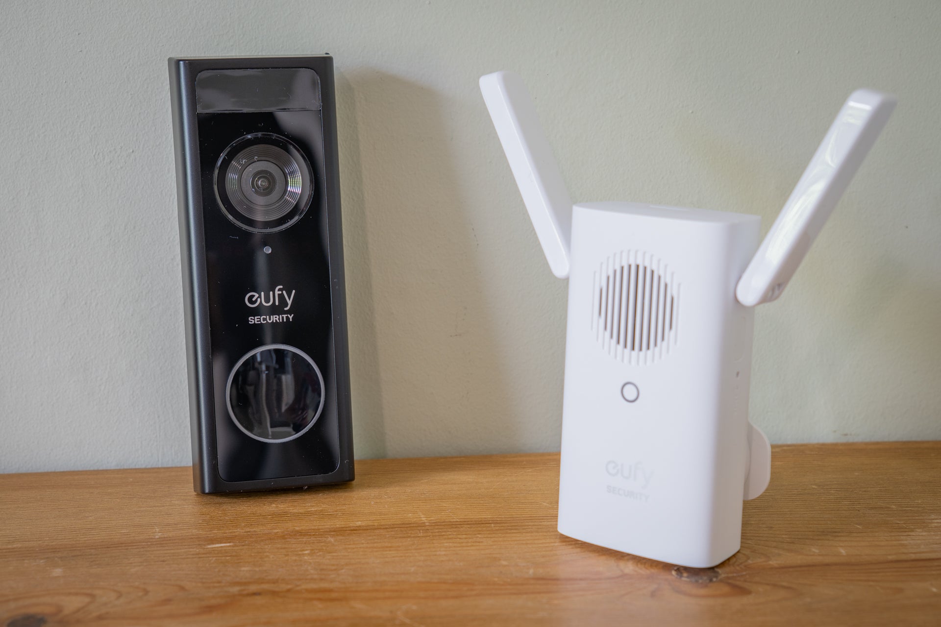 Eufy C210 Video Doorbell and chime