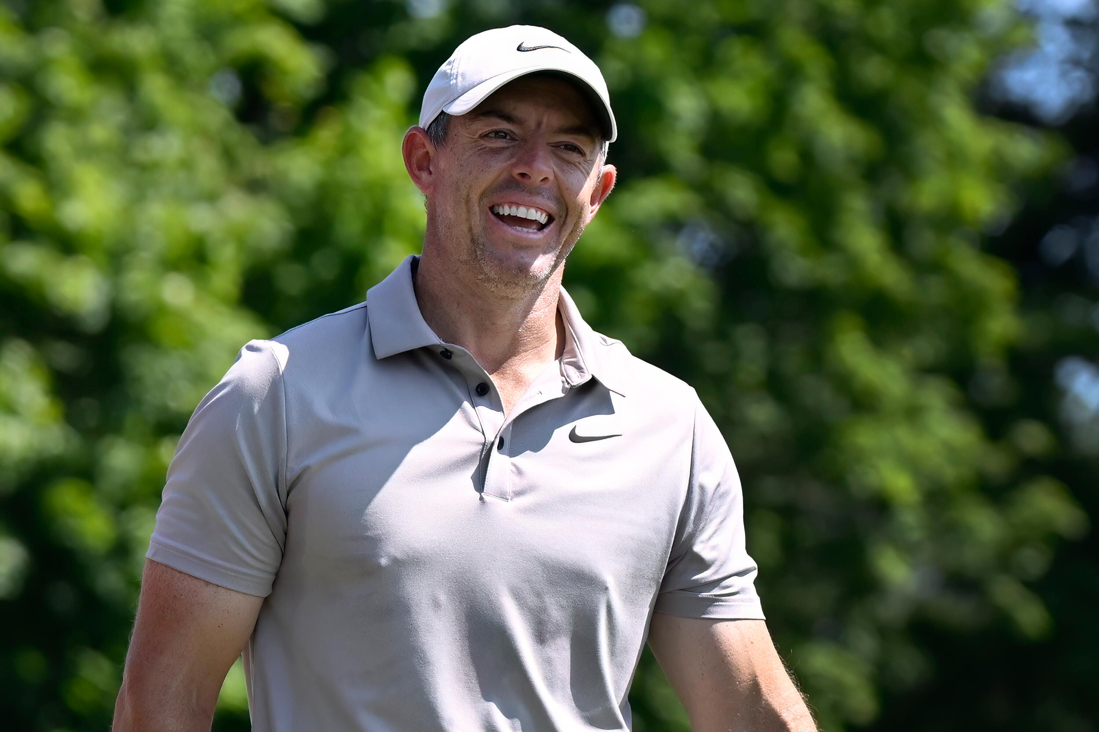Rory McIlroy was all smiles during a positive opening round at the Travelers Championship in Cromwell (Jessica Hill/AP)