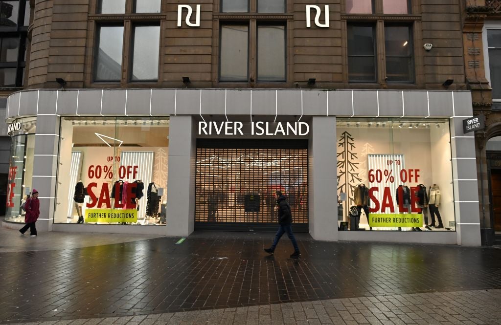 Hundreds of jobs are at risk at River Island as part of plans to shut 33 of its UK stores