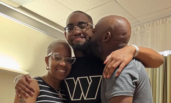 Tray Chaney (right) and his 19-year-old son Malachi (middle), and wife Ayesha