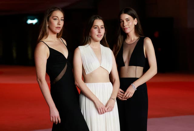 <p>The Haim sisters: they’re going through changes </p>