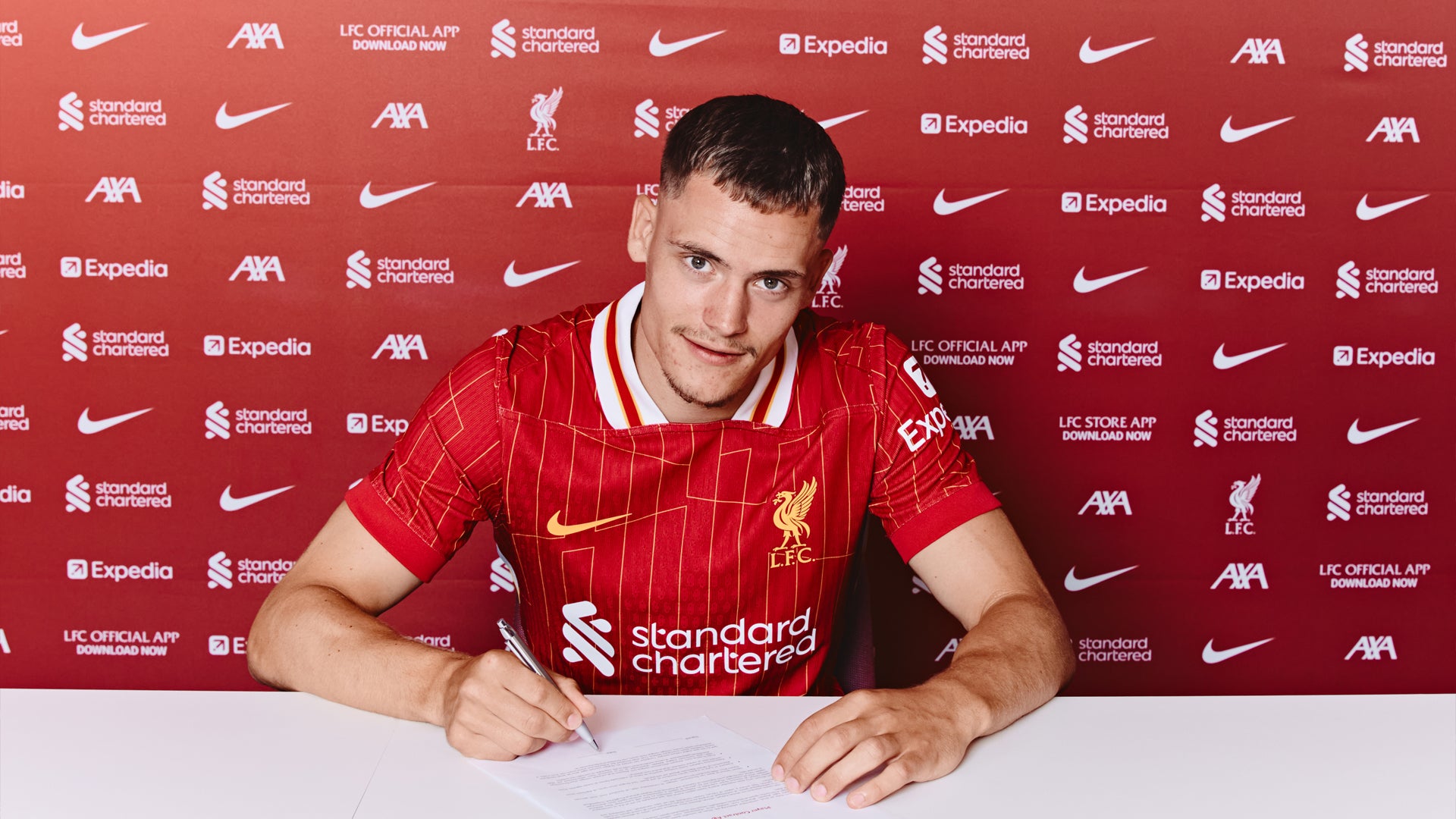 Florian Wirtz signs on the dotted line for Liverpool