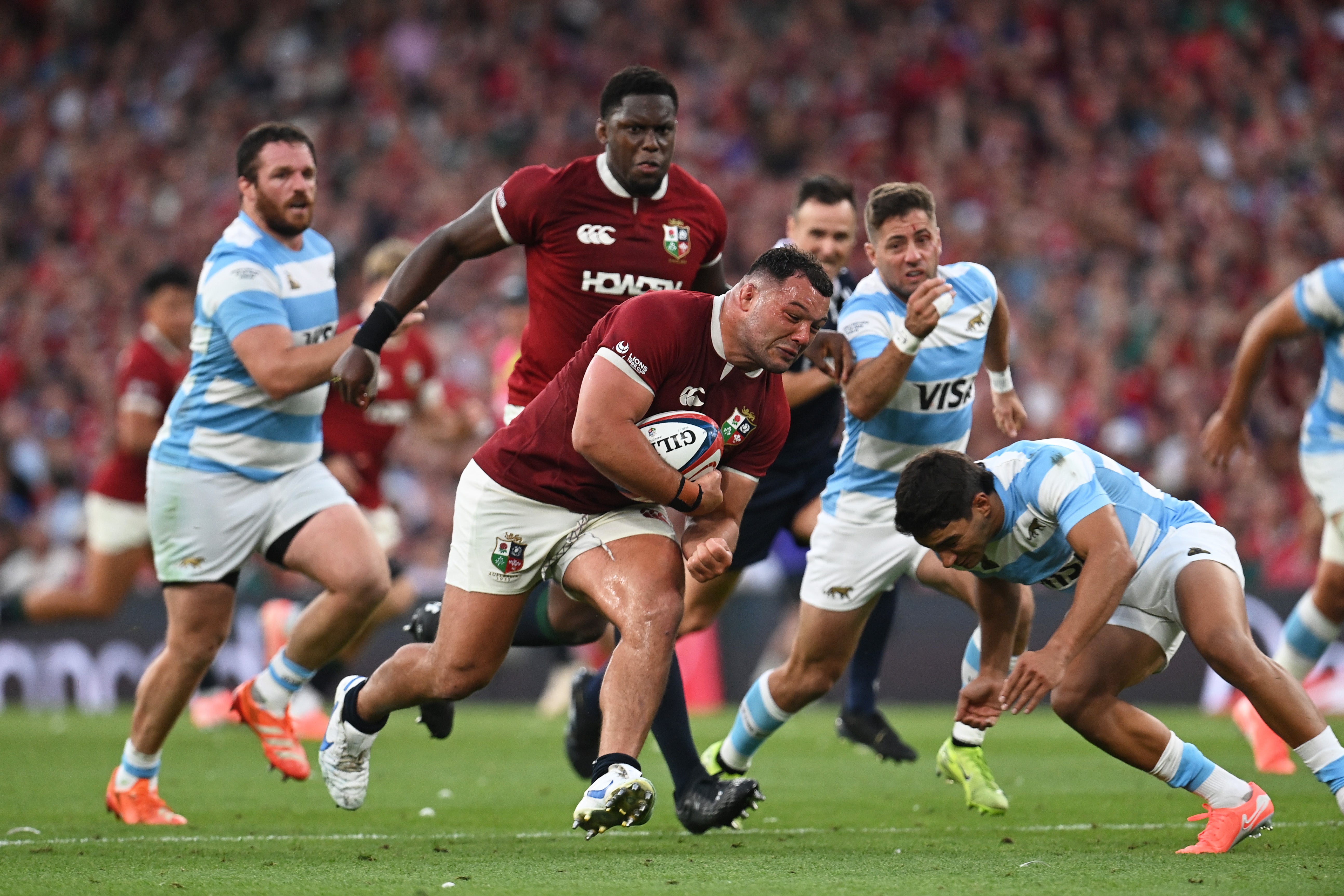Ellis Genge byl prominentní ve volném období a na set-piece