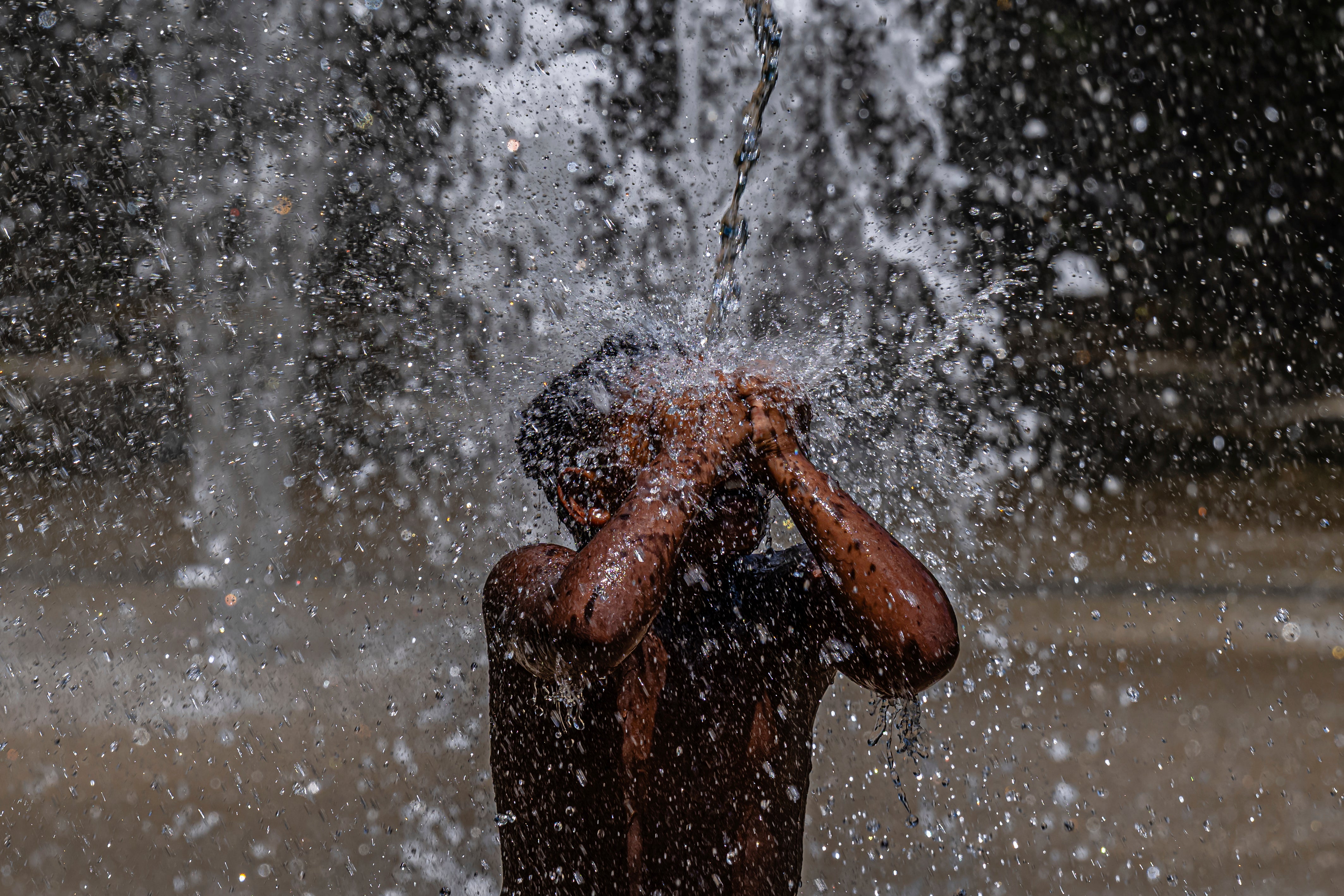 Heat wave live updates: States of emergency declared across multiple US cities as thousands face triple digit temperatures