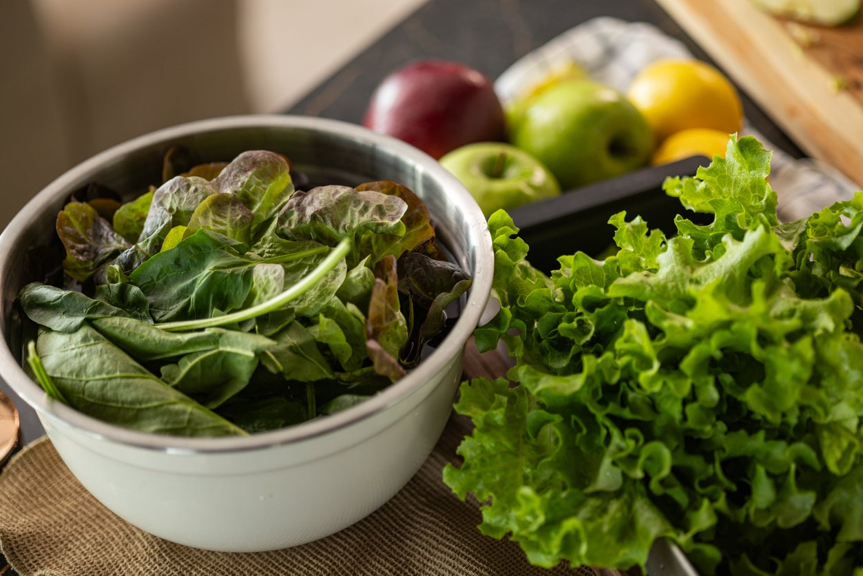 Maintaining a nutrious diet is important to keeping your mouth healthy. Leafy greens can help to strengthen your teeth