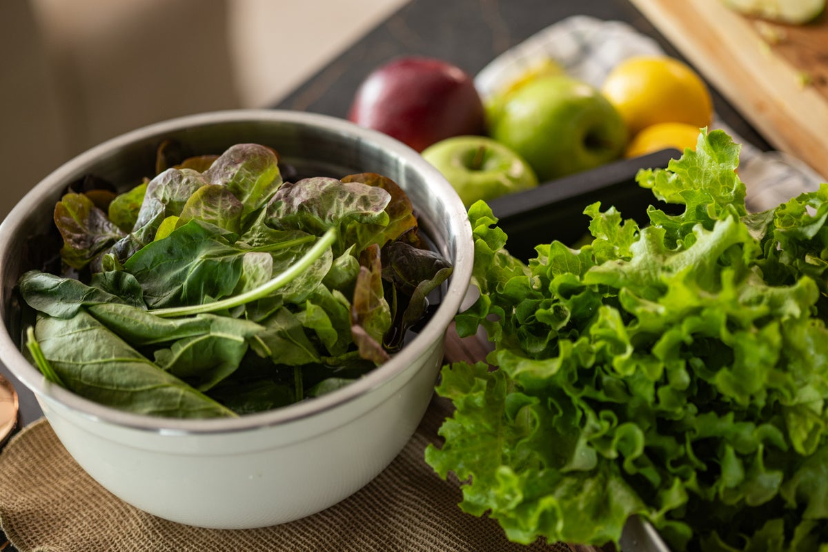 Fast food chain launches meat-heavy, salad-free happy hour for customers ...