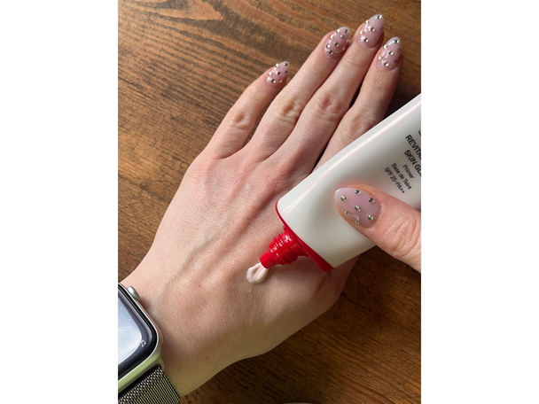 Best primer IndyBest review Shiseido revitalessence skin glow primer