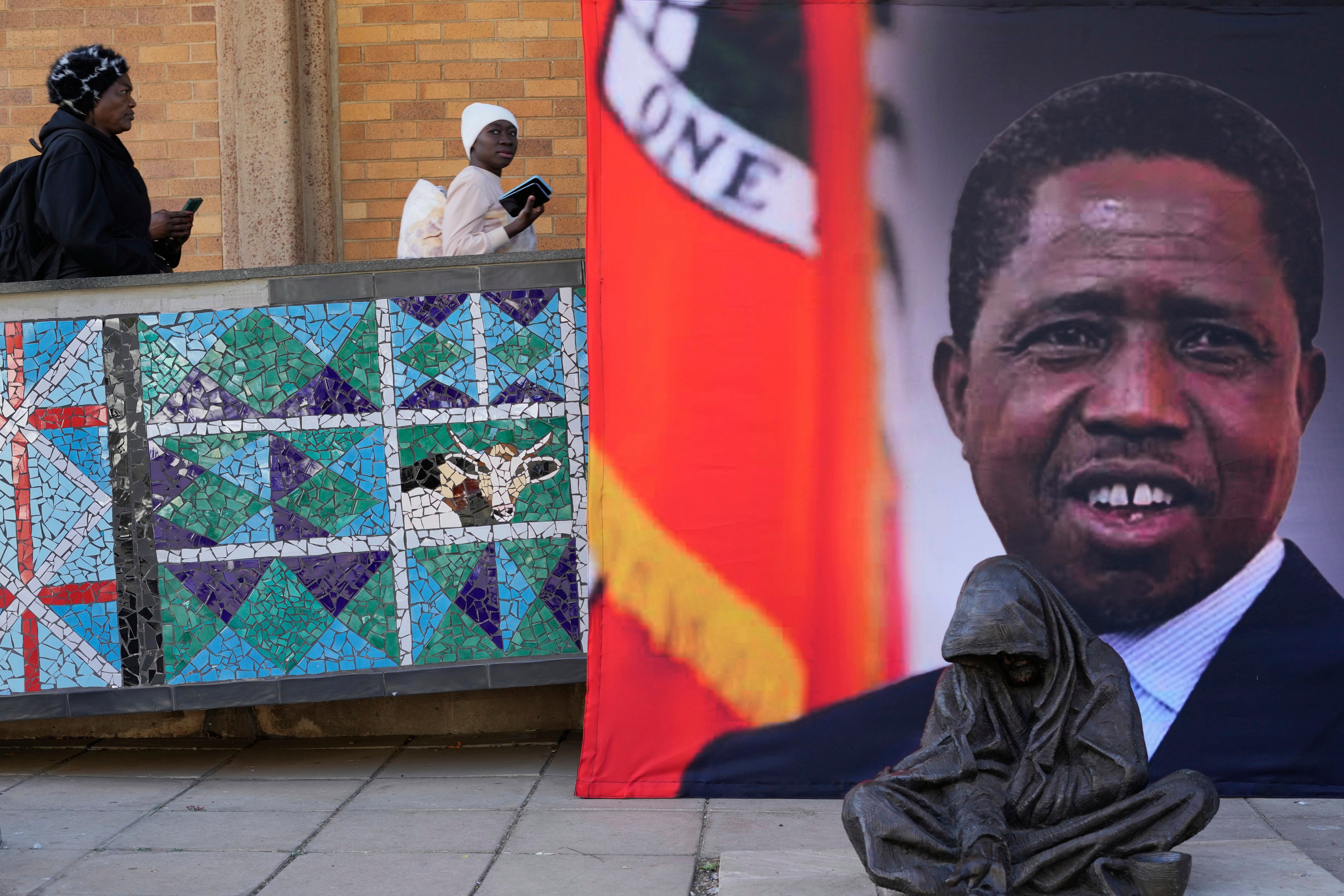 The Zambian government obtained a last-minute court order to stop the private burial of former President Edgar Lungu
