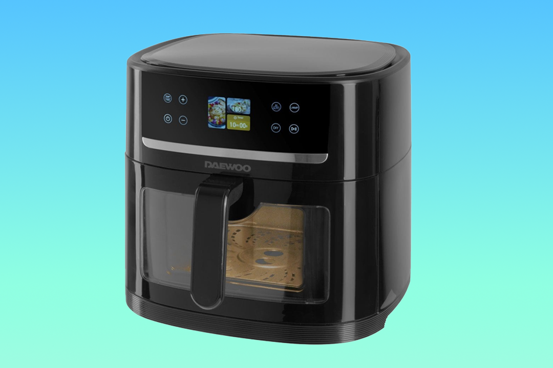 Daewoo has slashed the price of its AI air fryer by more than 30 per cent