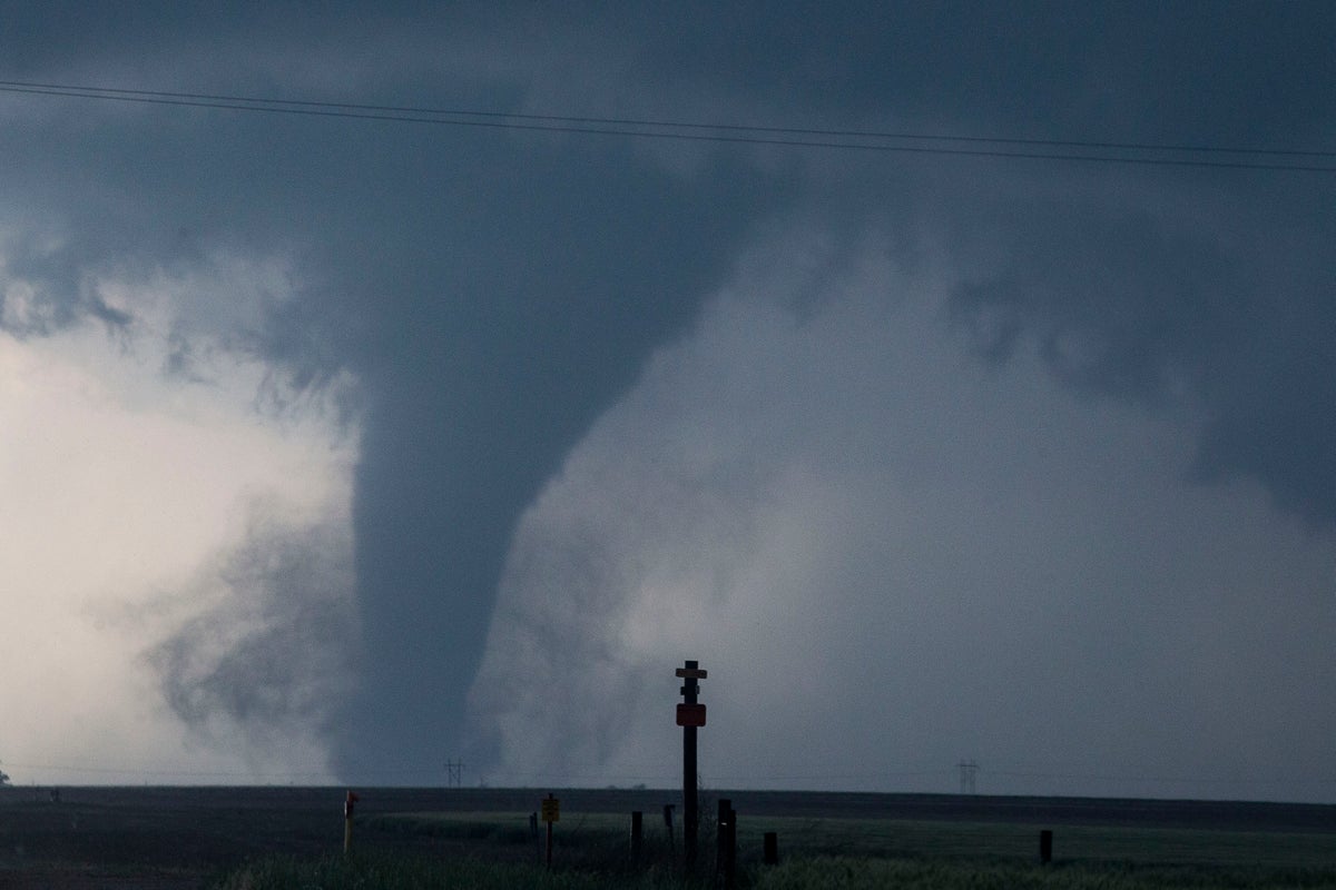 Millions at risk as severe storms and tornadoes threaten US heartland