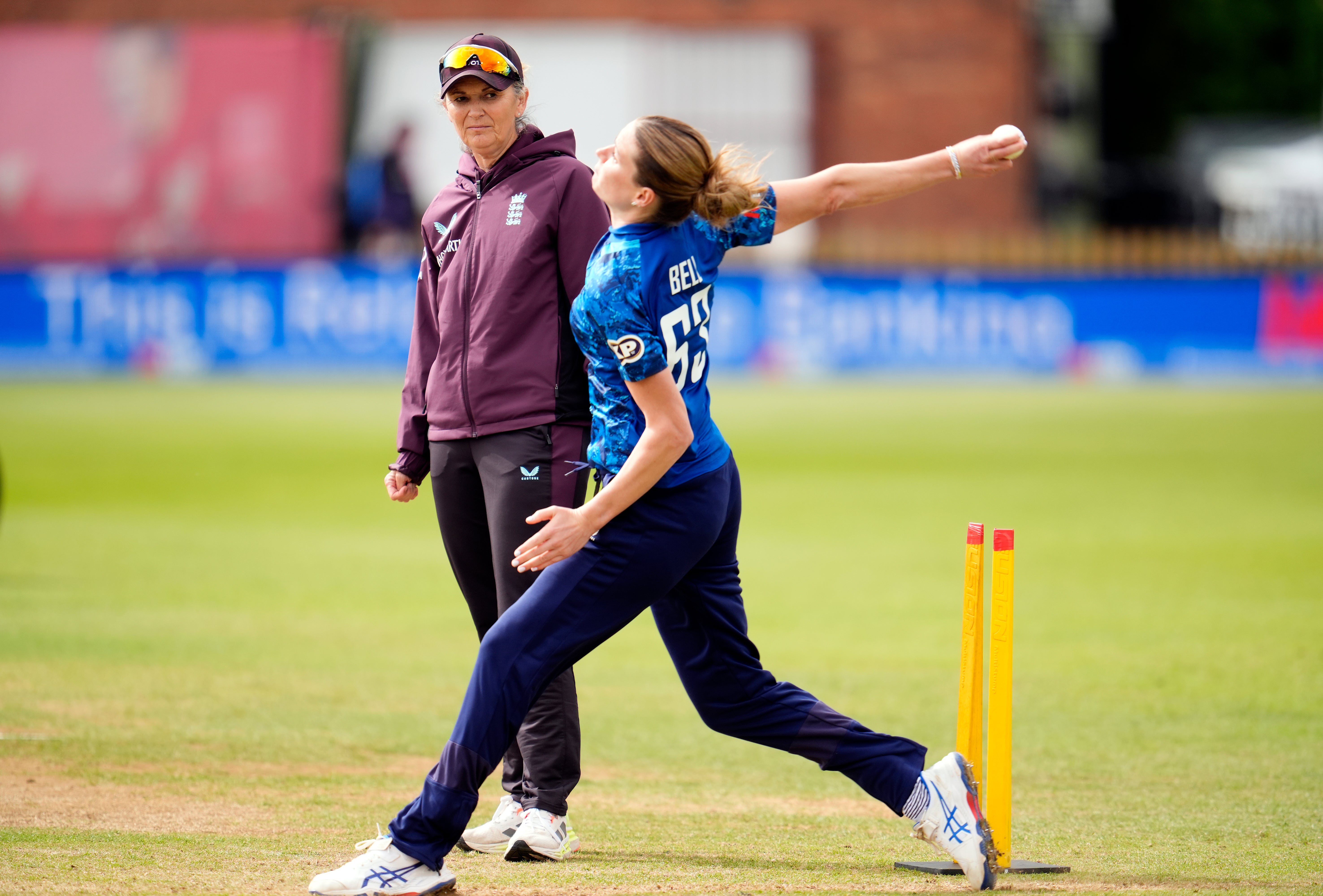 Charlotte Edwards watches on as Lauren Bell trains ahead of the first ODI against West Indies