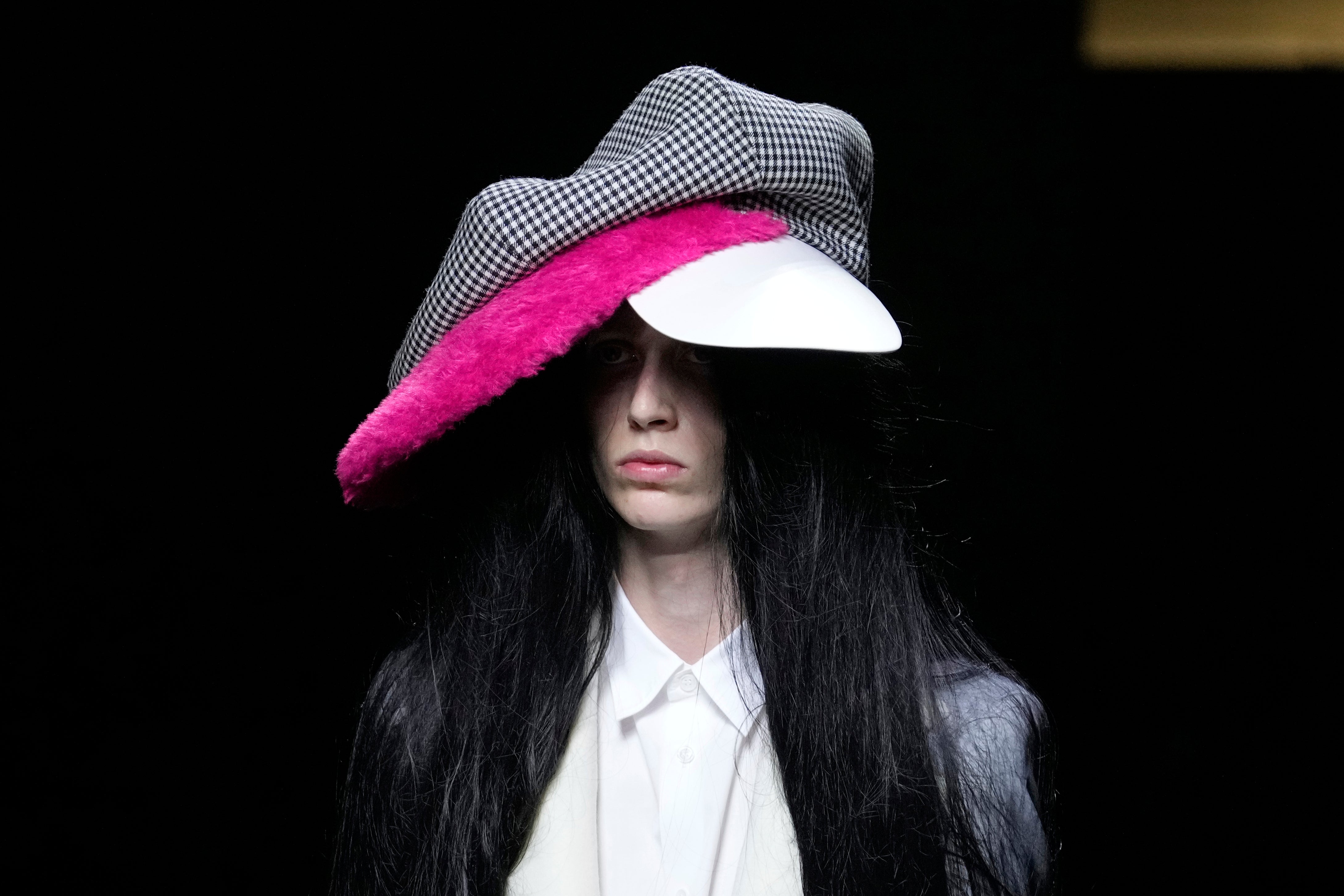 Paris Fashion S/S 26 Comme des Garcons