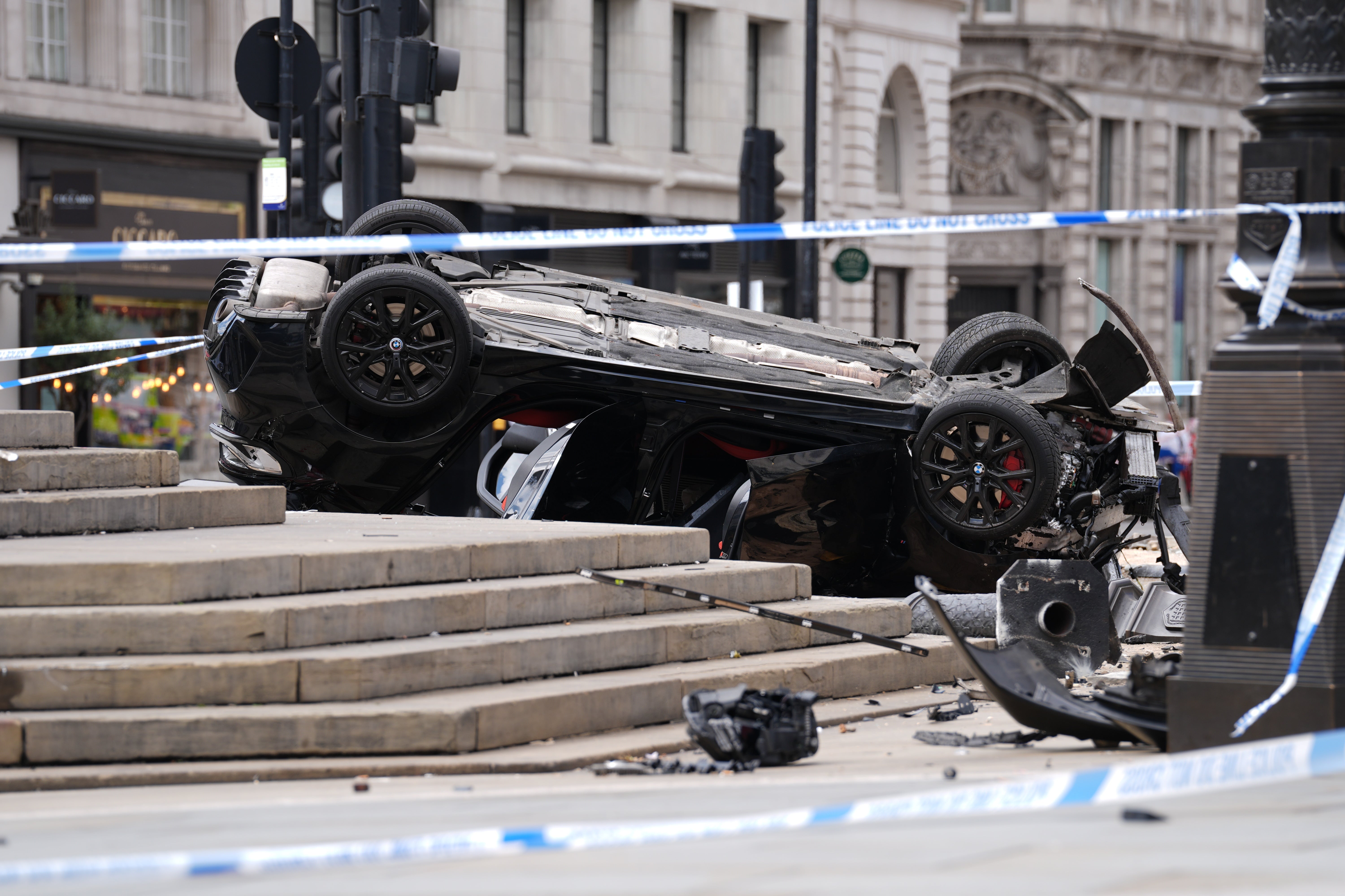 The scene after a car crashed near the Shaftesbury Memorial Fountain