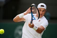 Which British tennis players are still playing at Wimbledon?