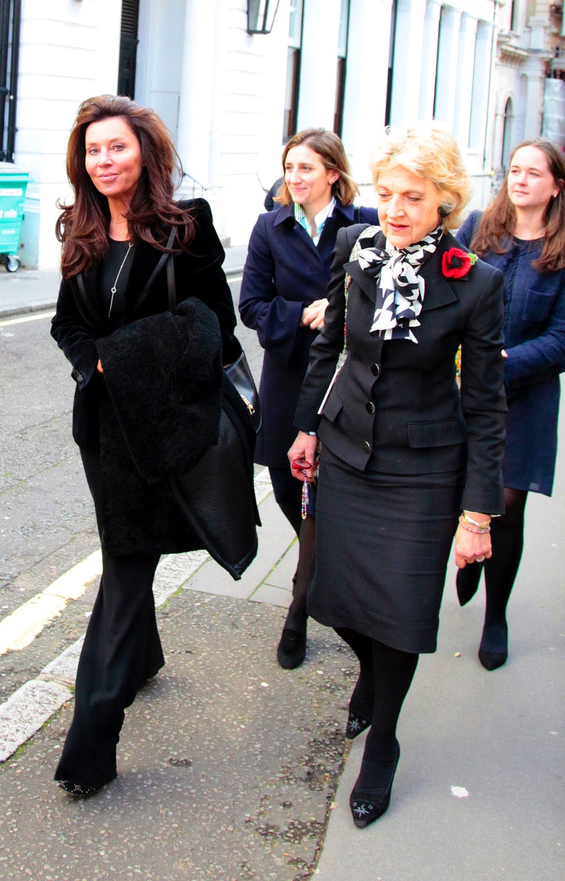 Anna Standish (left)