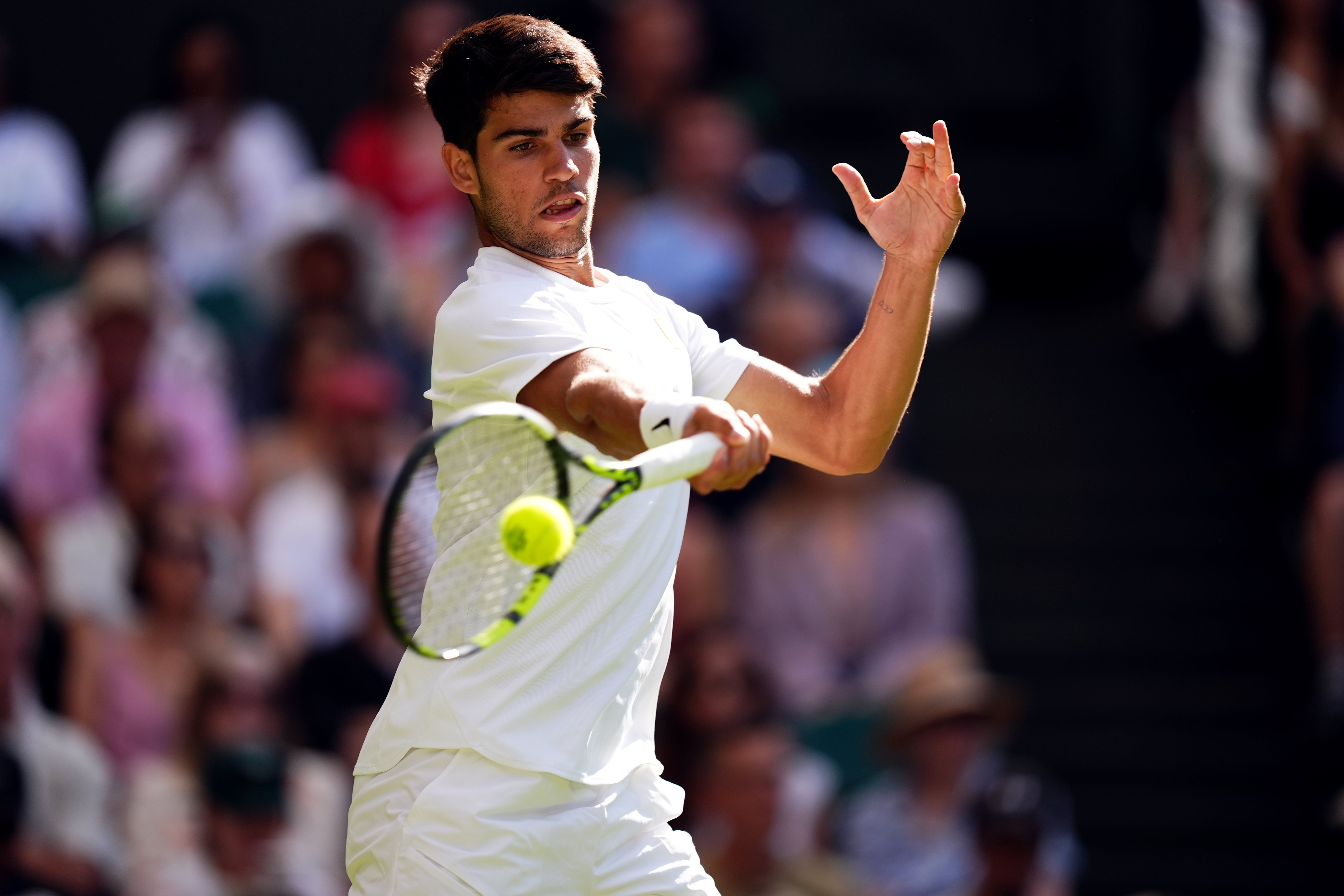 Carlos Alcaraz came through in three straitforward sets