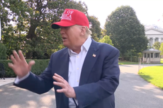 Trump jokes about immigrants being attacked by alligators during ‘Florida Alcatraz’ tour