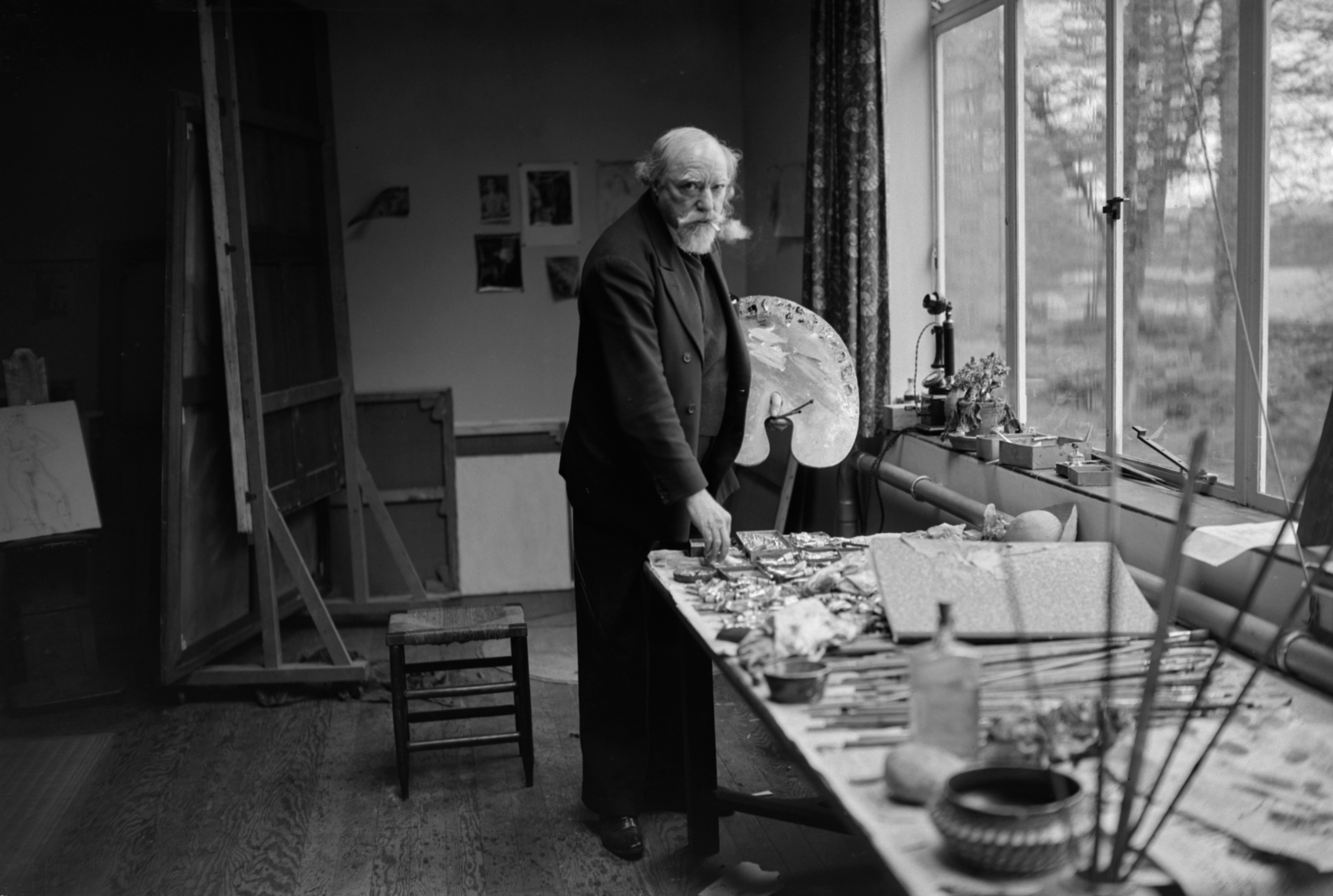 Augustus pictured in his Hampshire studio, circa 1938