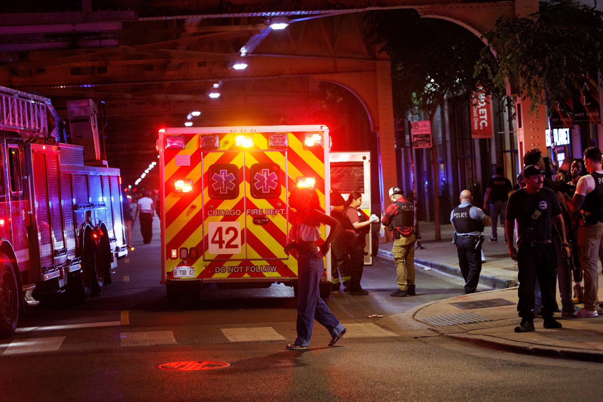 Four dead following Chicago nightclub shooting
