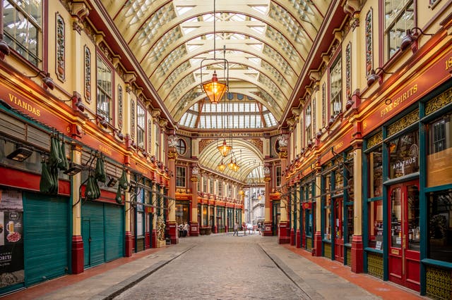 <p>London's Leadenhall Market is a wonder tucked away amongst the city's Financial District </p>