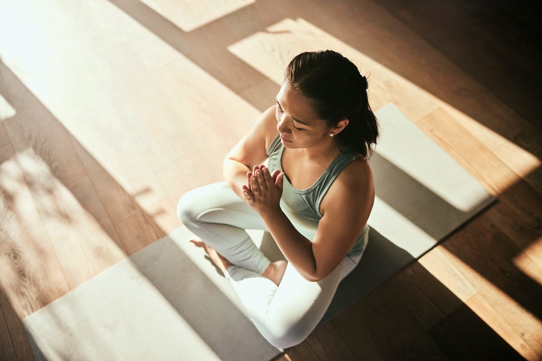 Yoga ajuda a subir e reduzir o estresse