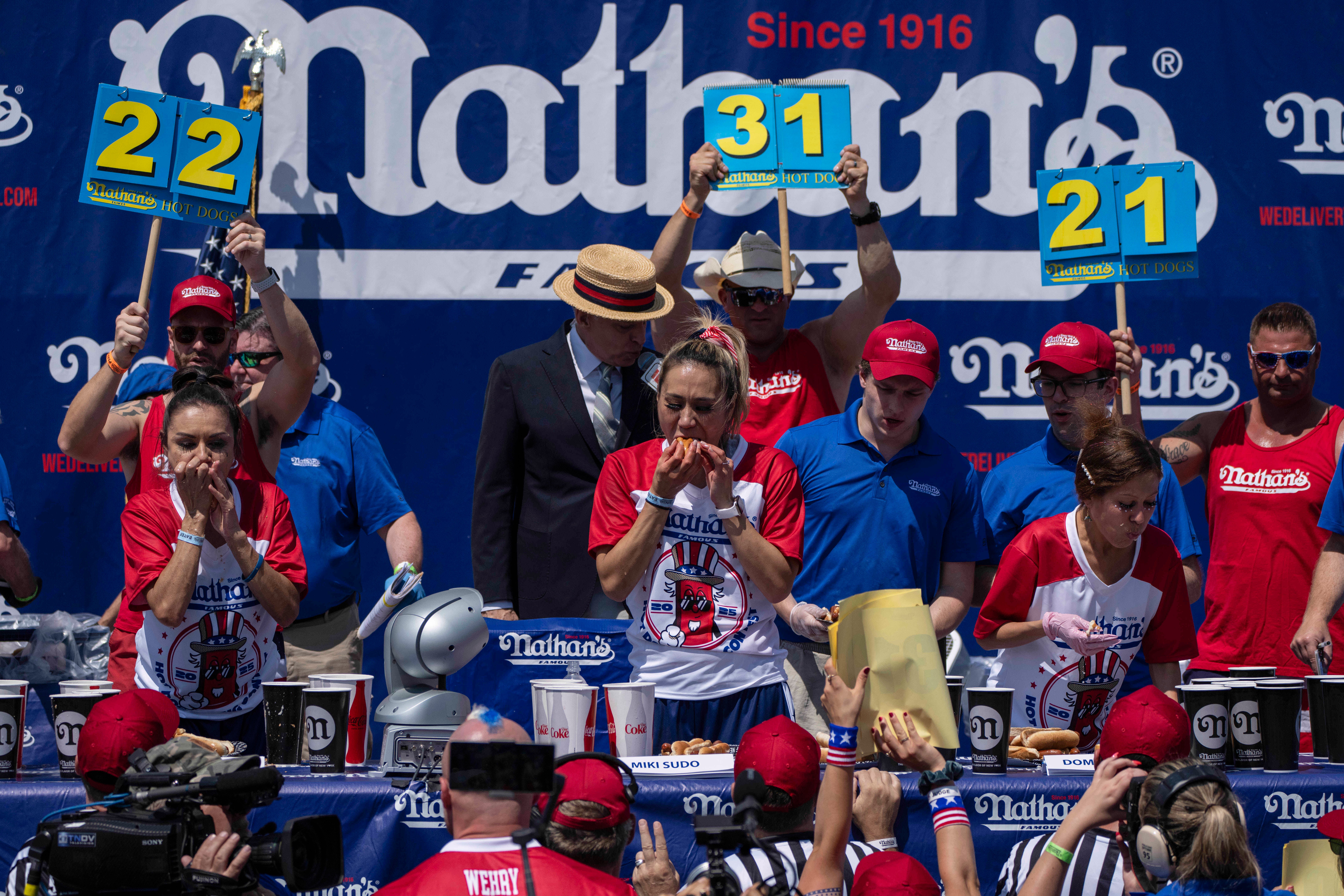 Fourth of July Hot Dog Contest