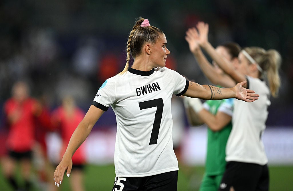 Selina Cerci of Germany, wearing the shirt of her injured teammate Giulia Gwinn