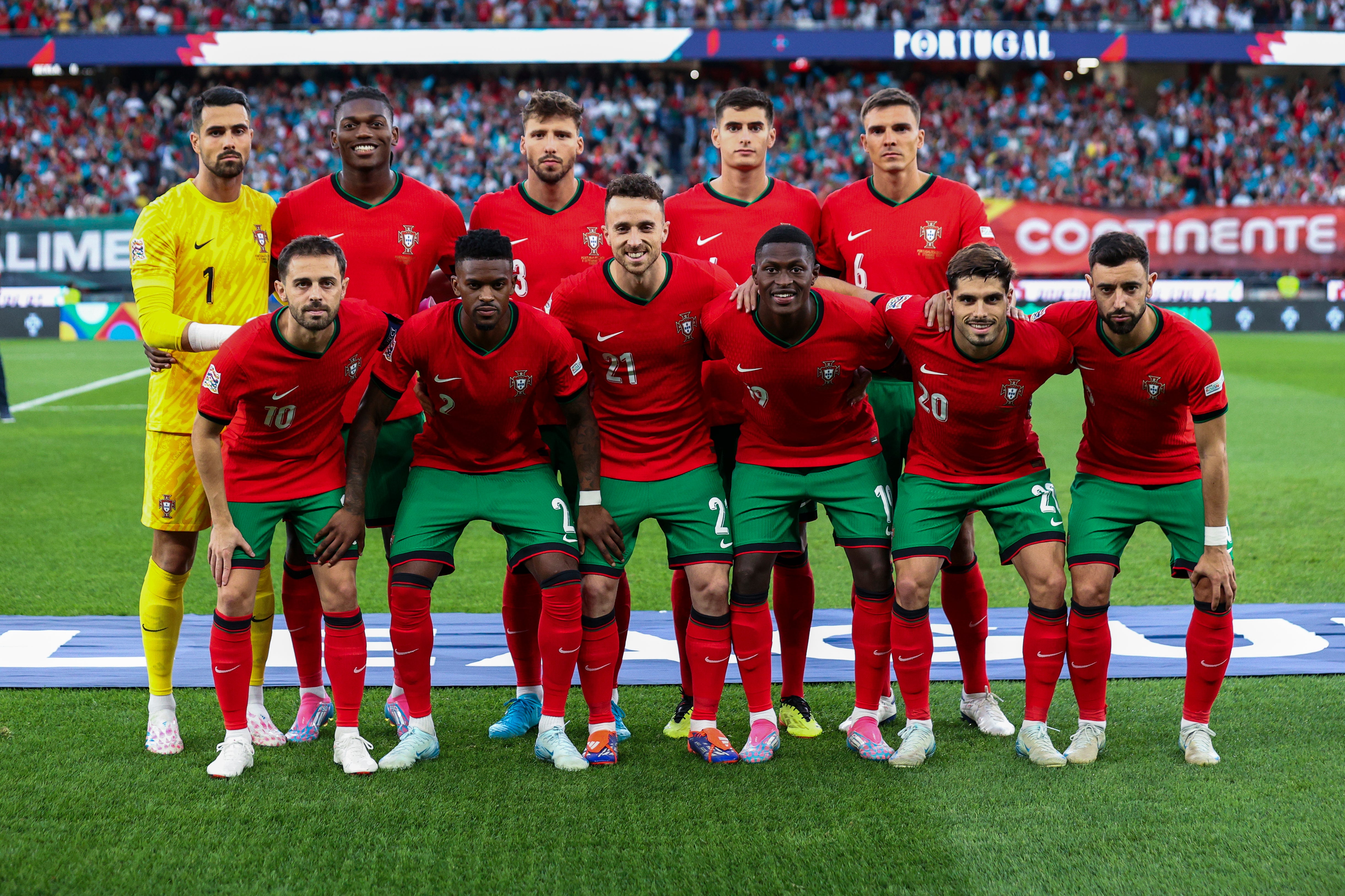 Pedro Neto and Diogo Jota line up for Portugal in the Nations League last year against Scotland