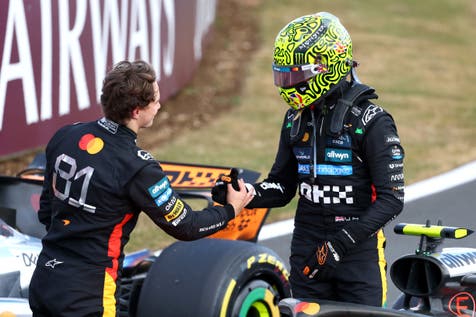 <p>Championship leader Piastri has an <a href="https://xacbank.mn/api/proxy?url=https%3A%2F%2Fwww.independent.co.uk%2Ff1%2Ff1-standings-2025-drivers-piastri-norris-verstappen-hamilton-b2779143.html">eight-point advantage</a> over Norris heading into the Belgian Grand Prix</p>