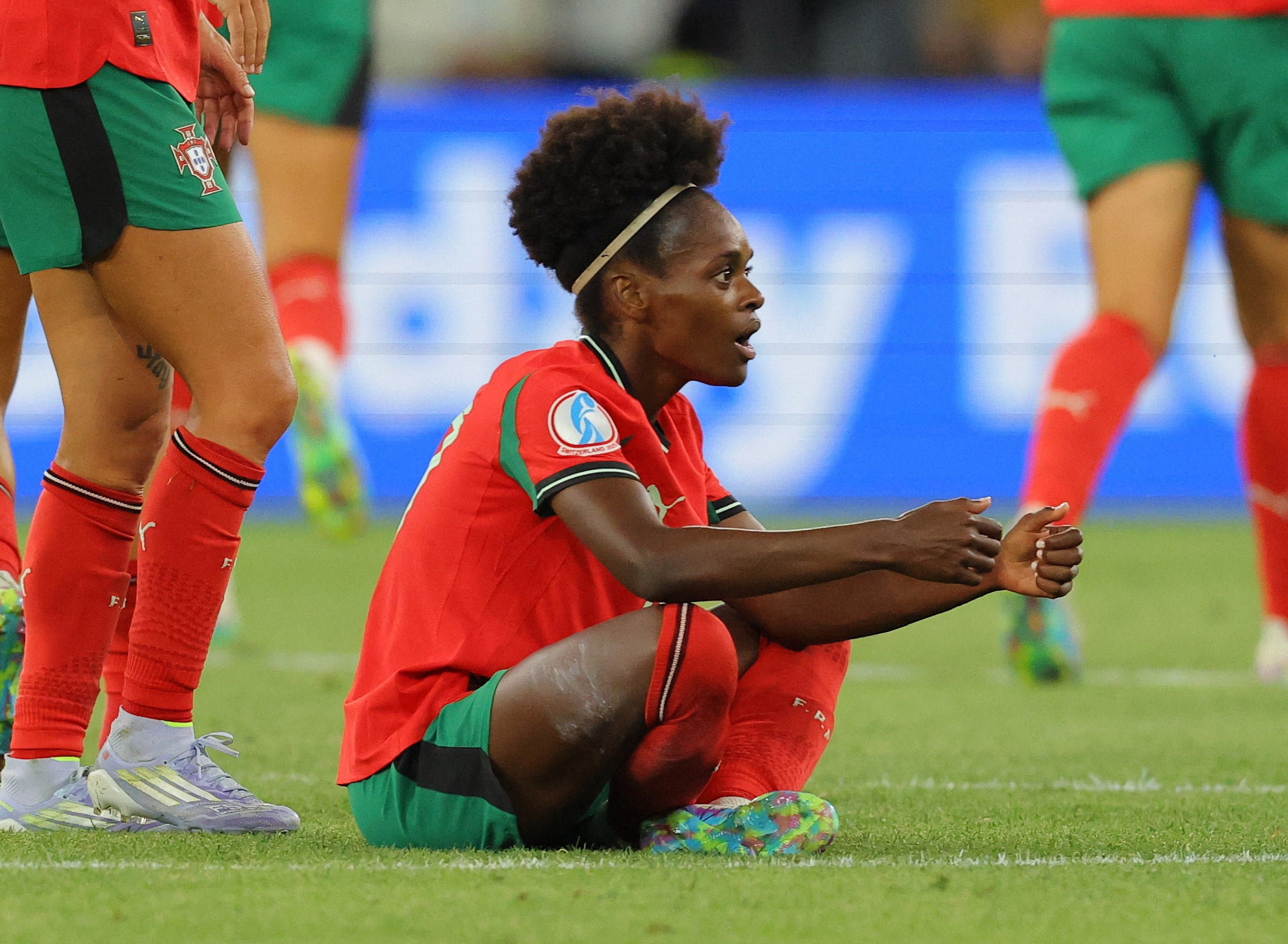 Portugalská Diana Silva věnuje svůj cíl Diogo Jota a kopíruje jeho herní oslavu