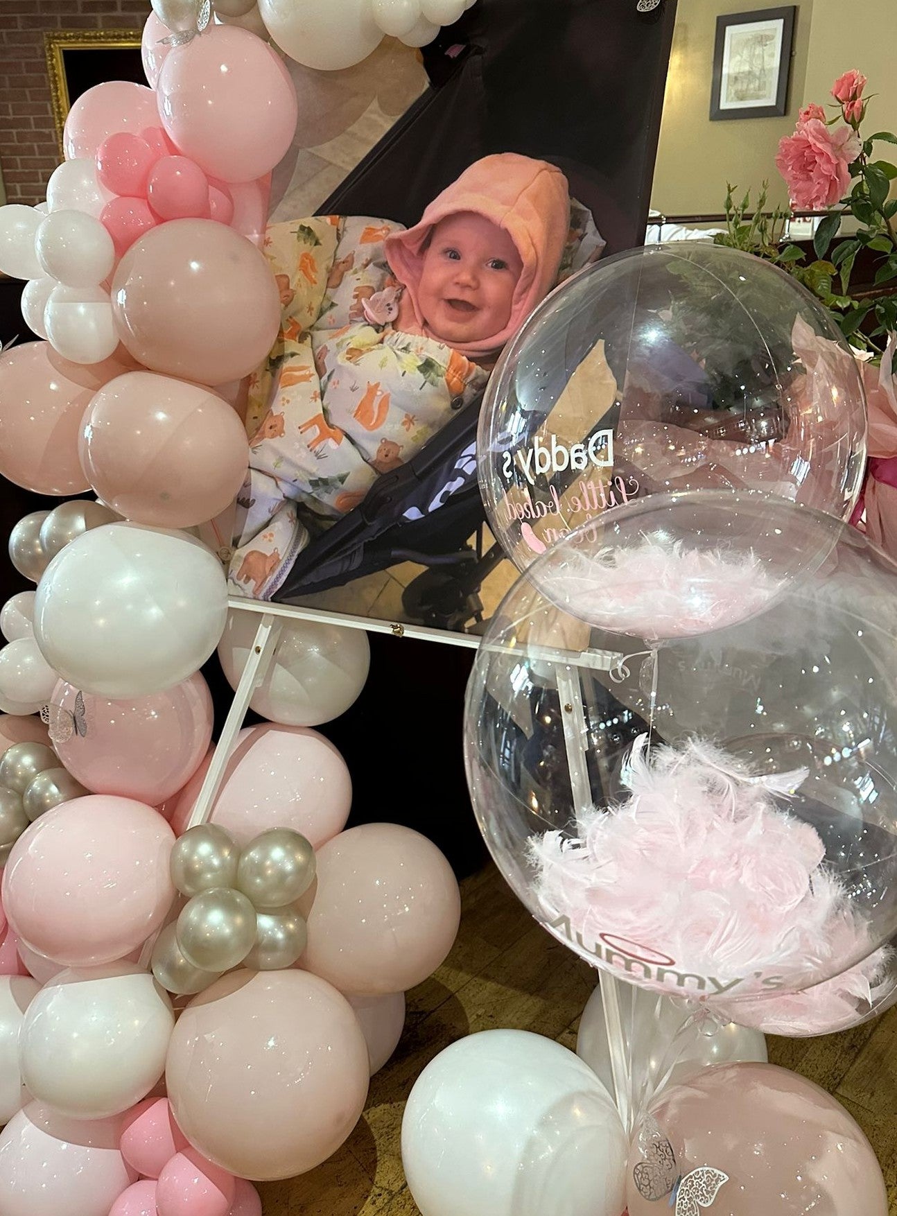 Enya e Scott sentem que não trataram a morte de sua filha