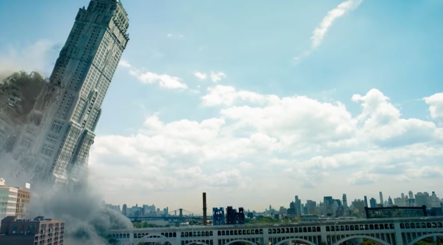 Detroit-Superior Bridge is ready for its close-up as a building collapses in the blockbuster new outing for Superman