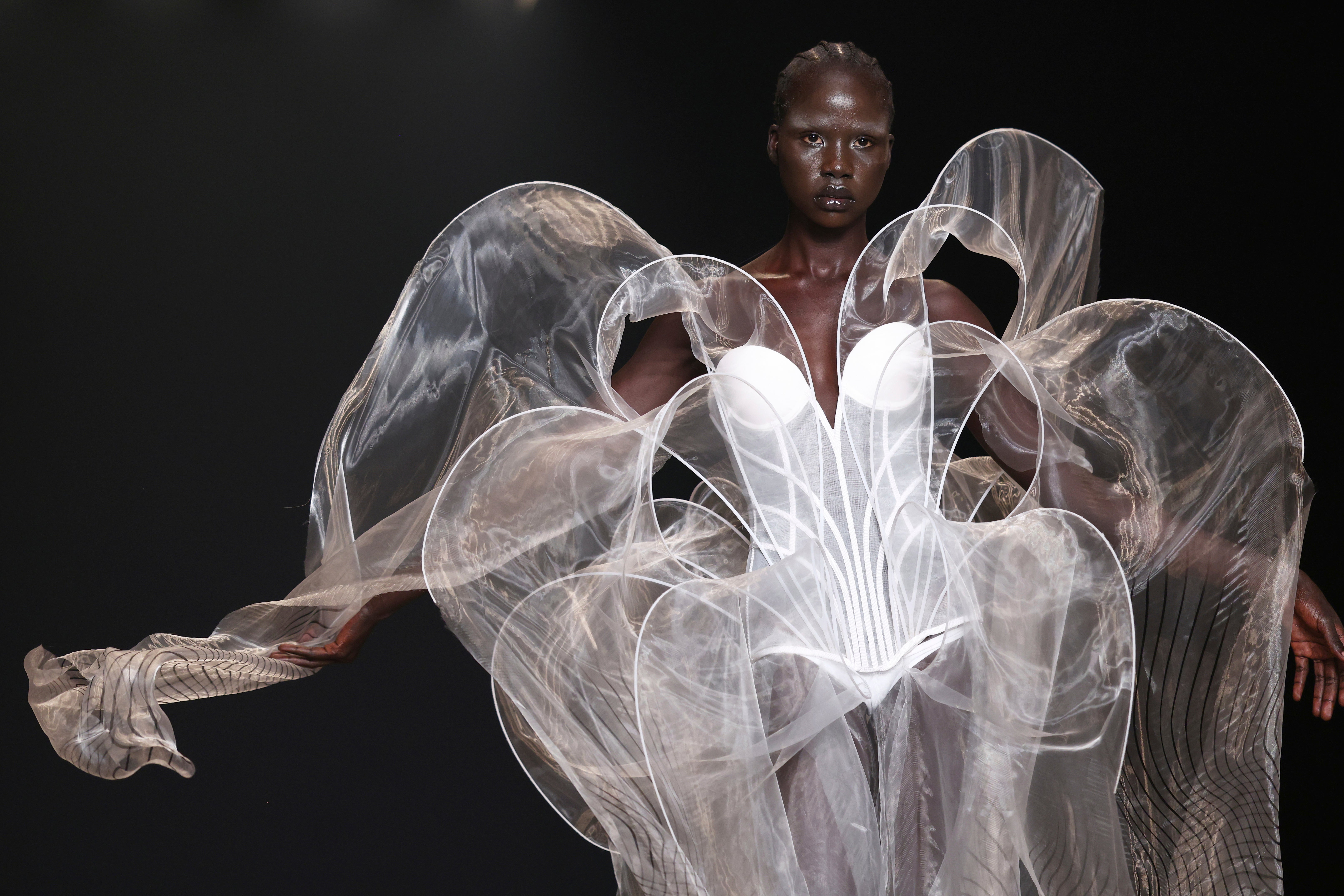 France Fashion Iris van Herpen F/W 25 26