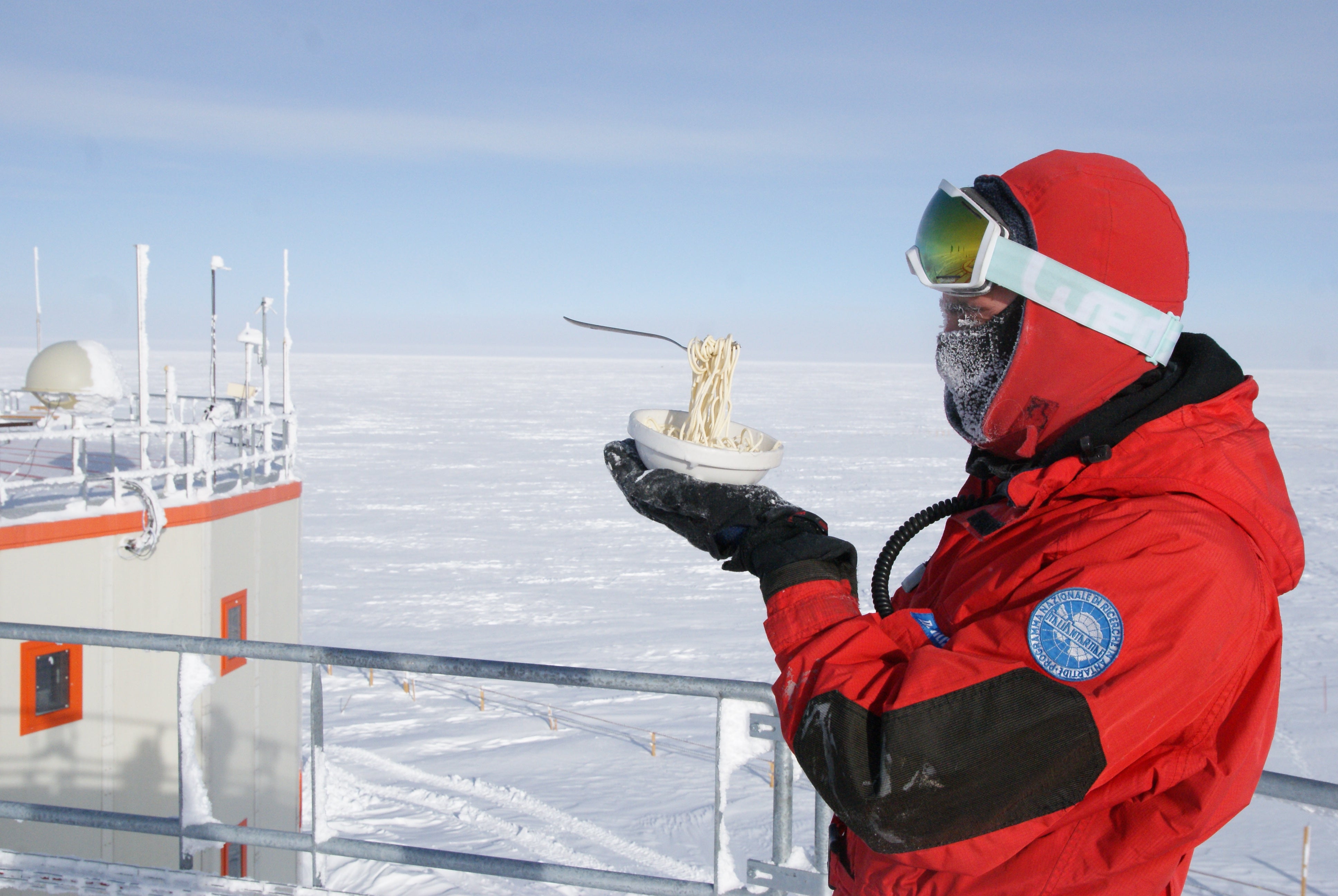 Although Verseux had only intended his father to see the photo as part of a lighthearted exchange, his dad posted the image on Facebook, and it subsequently went viral