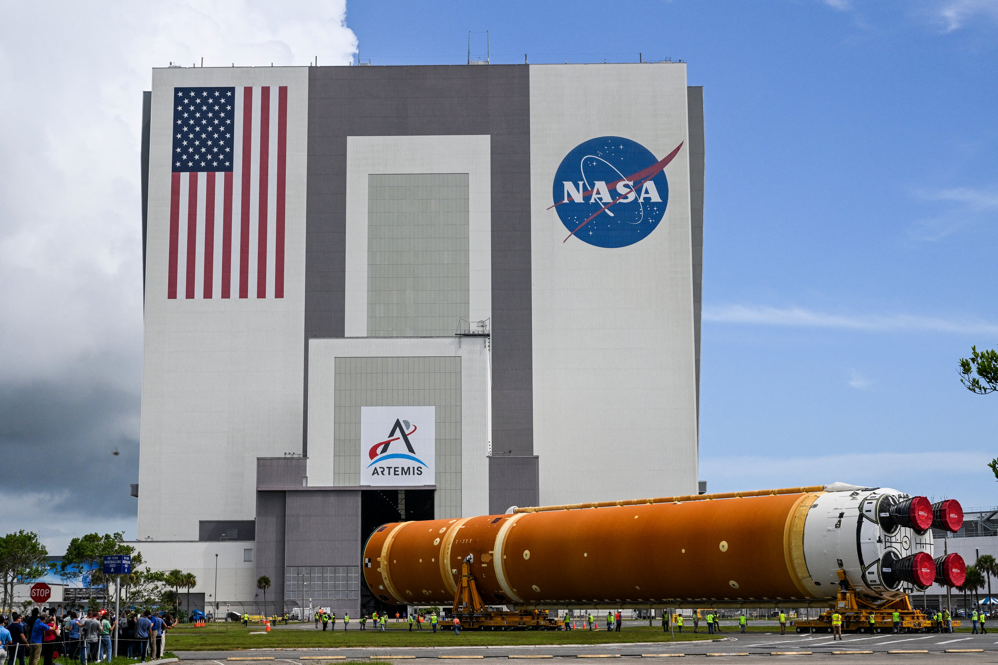 NASA reportedly set to lose 2,000 senior staff members as Trump looks to slash agency’s budget