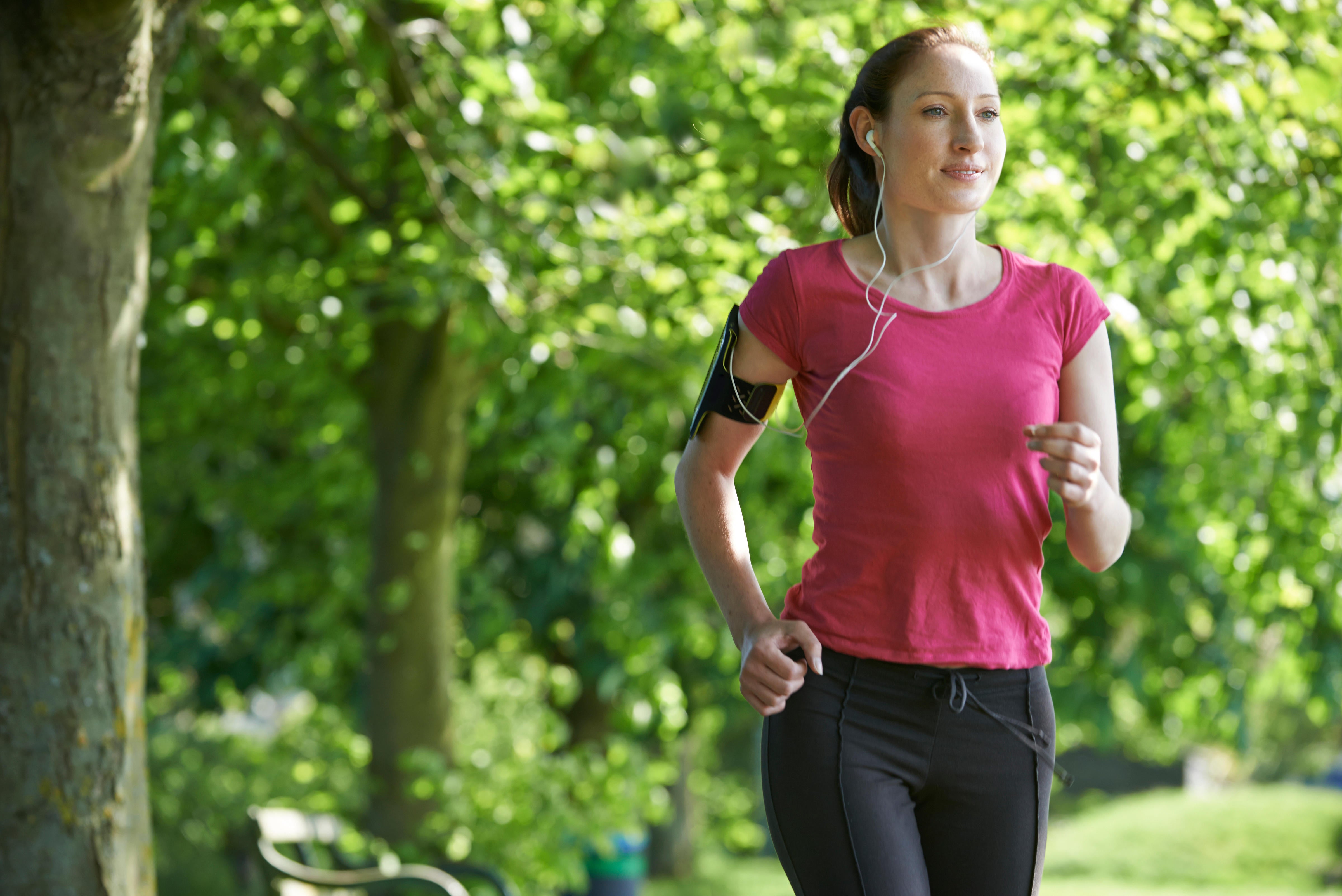 Correr em clima quente vem com vários riscos