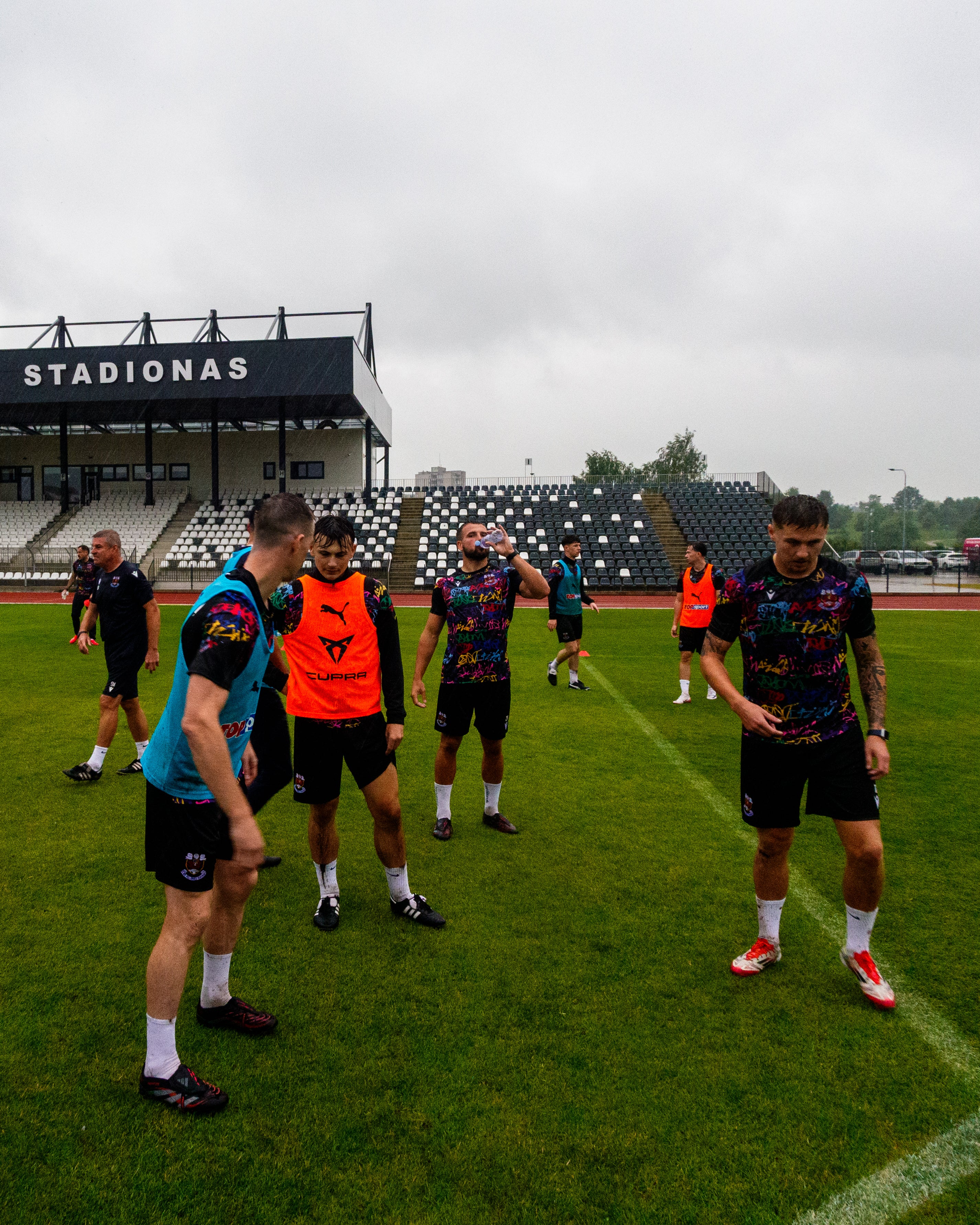 The club claimed that very few of the passenger bags were loaded onto the LOT Polish Airlines out of London City Airport