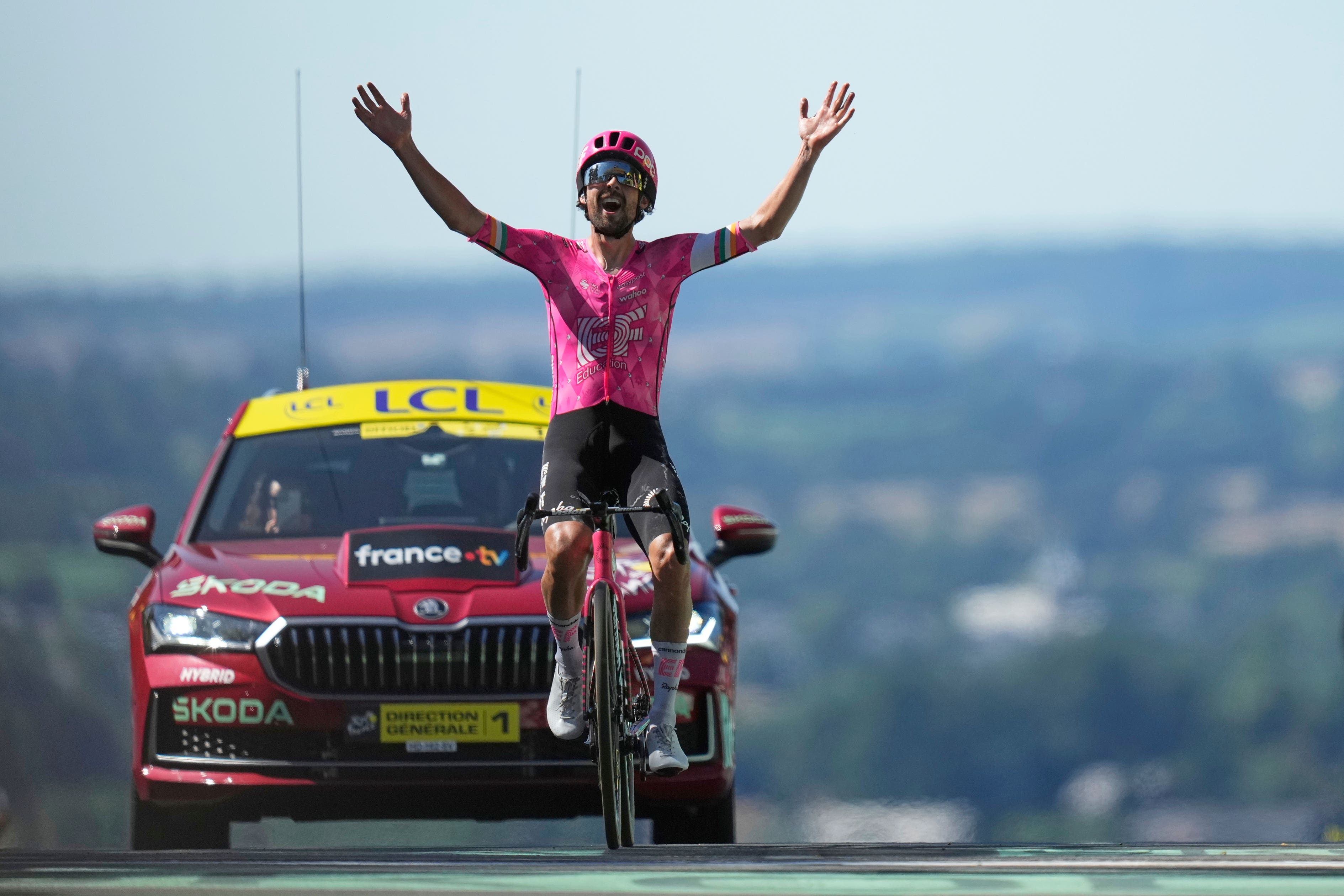 Ben Healy celebrates winning stage six of the Tour de France