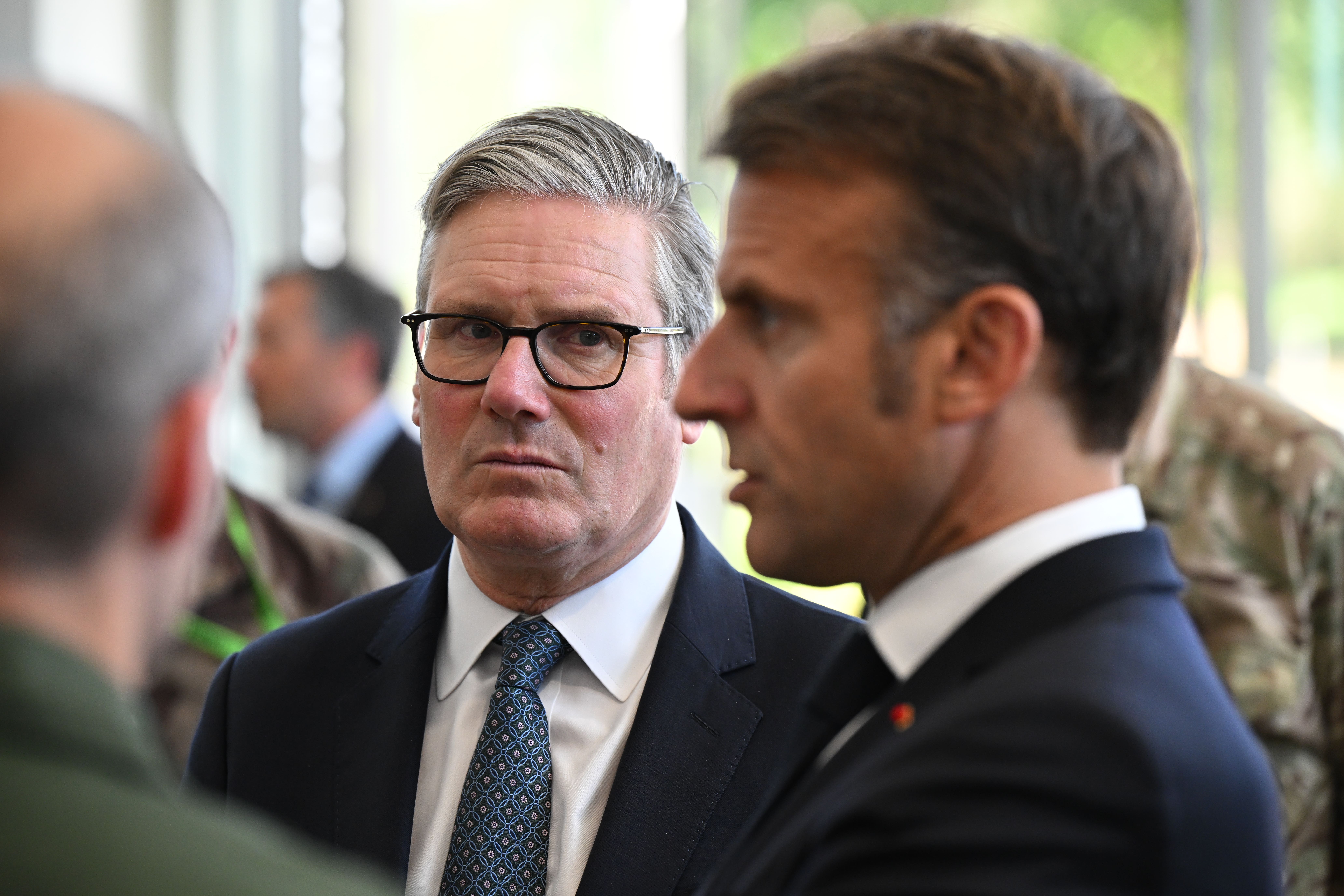 Prime Minister Sir Keir Starmer (left) and President of France Emmanuel Macron during a joint military visit to the Allied Maritime Command (Marcom) centre in Northwood, London, on day three of his state visit to the UK (Leon Neal/PA)