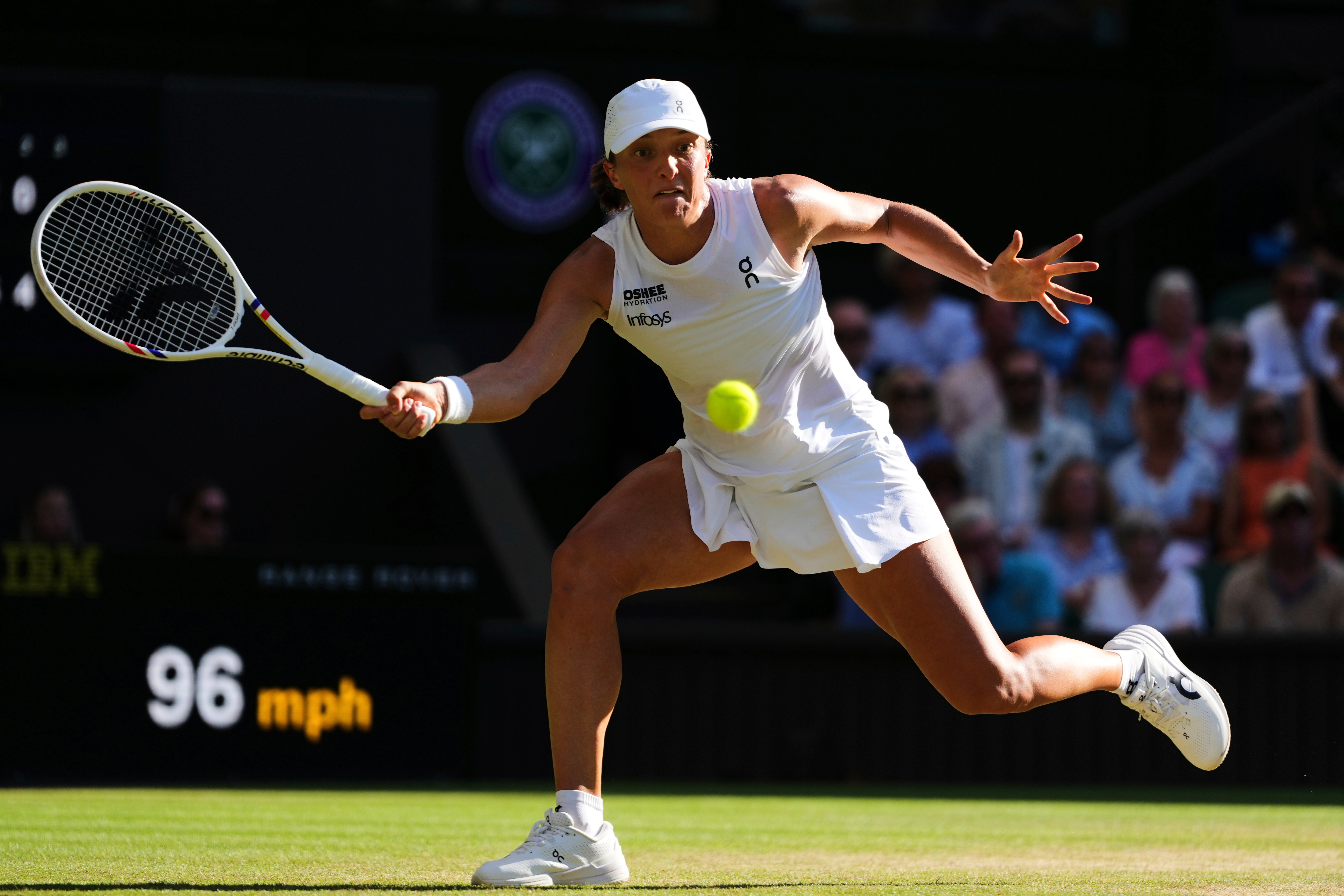 Iga Swiatek is through to her first Wimbledon final